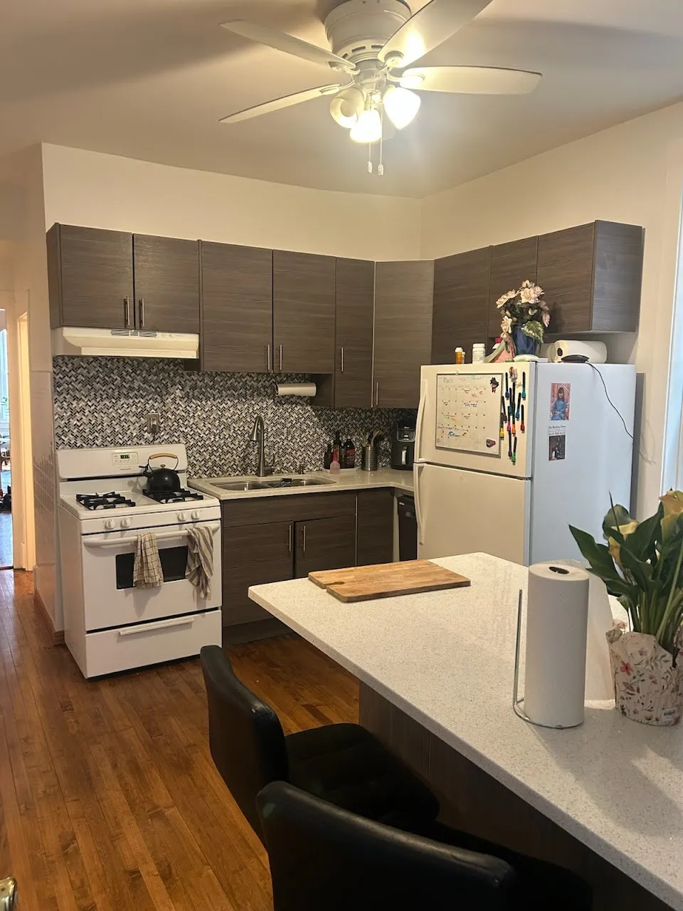 852 N HOYNE AVE 60622-unit#2F-Chicago-IL