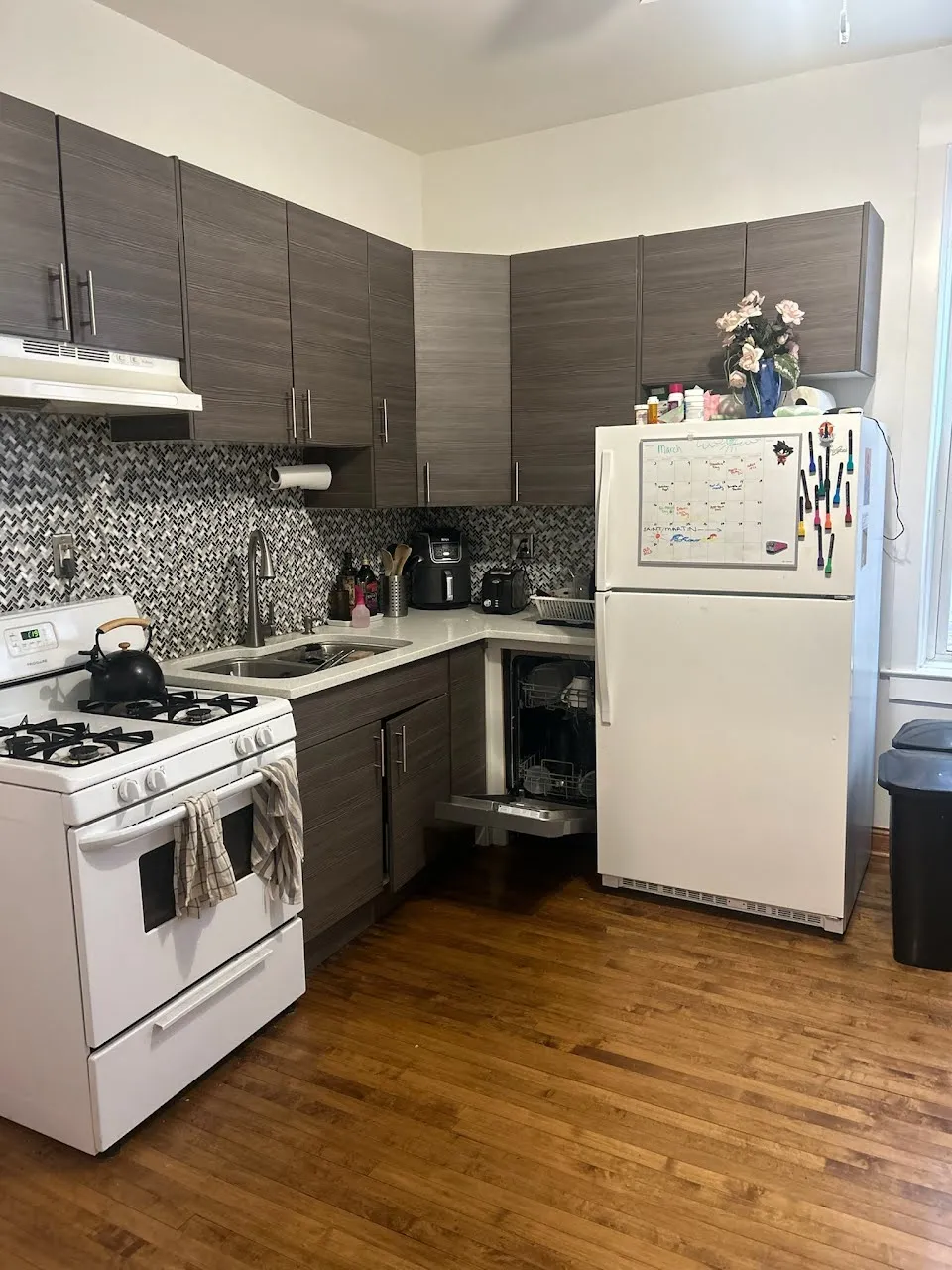 852 N HOYNE AVE 60622-unit#2F-Chicago-IL