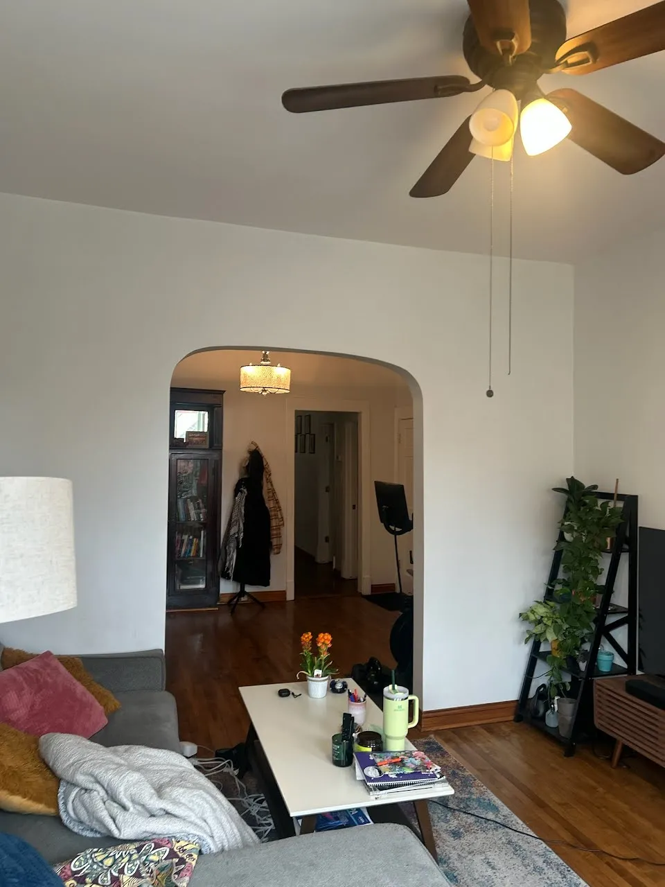 852 N HOYNE AVE 60622-unit#2F-Chicago-IL