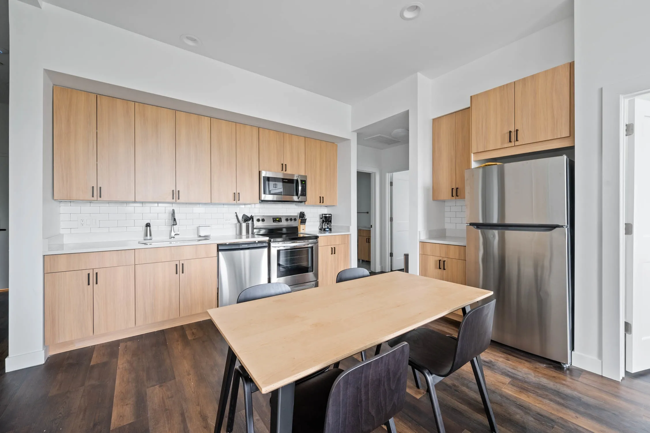 2401 S State St 60616 60616-McCormick Coliving-Chicago-IL