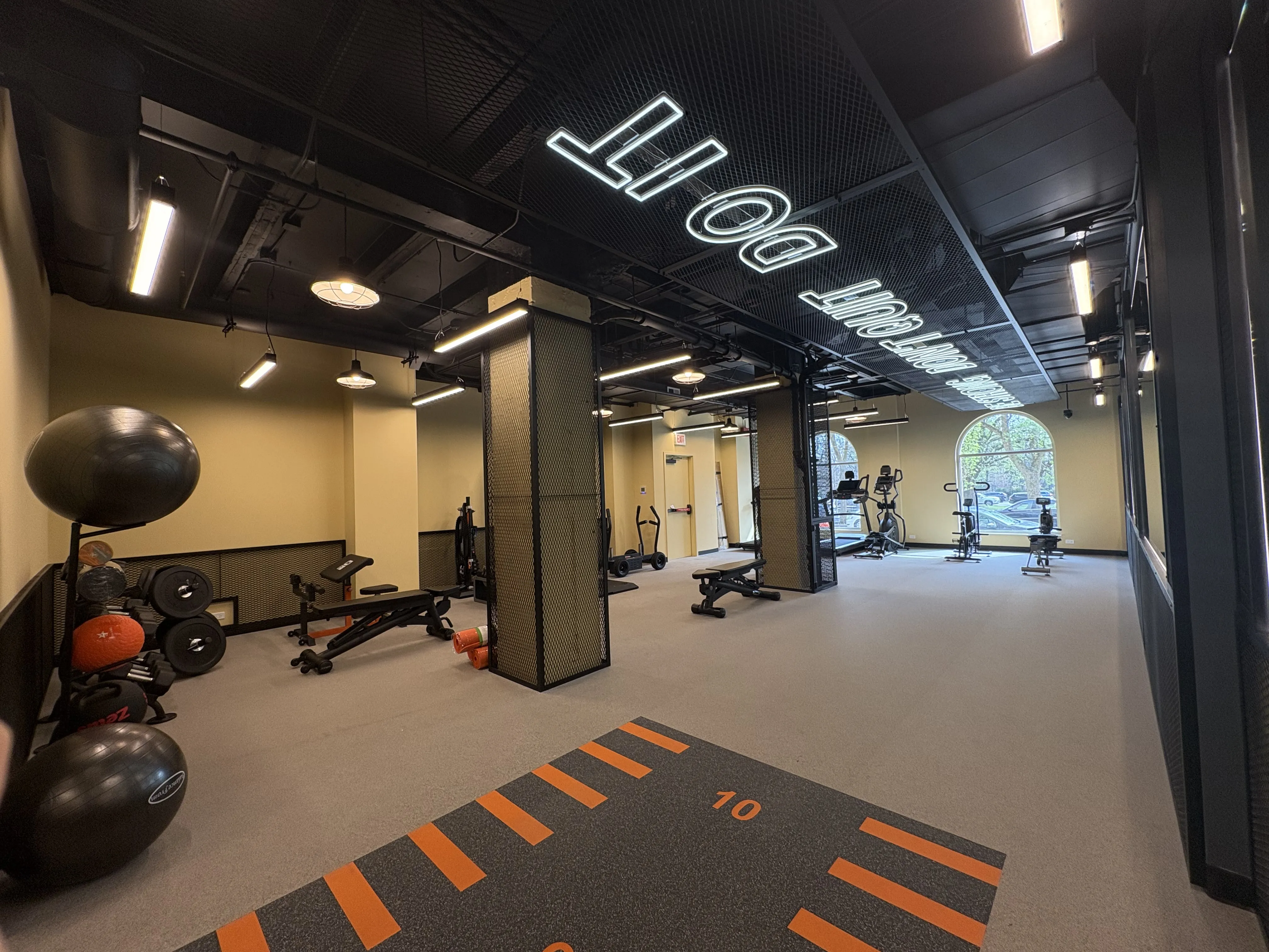 2140 N Lincoln Park W   60614 60614-unit#01-Chicago-IL