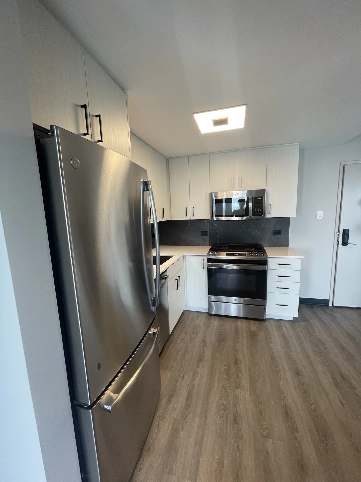 1922 W Ogden Ave 60612 60612-unit#1216-Chicago-IL