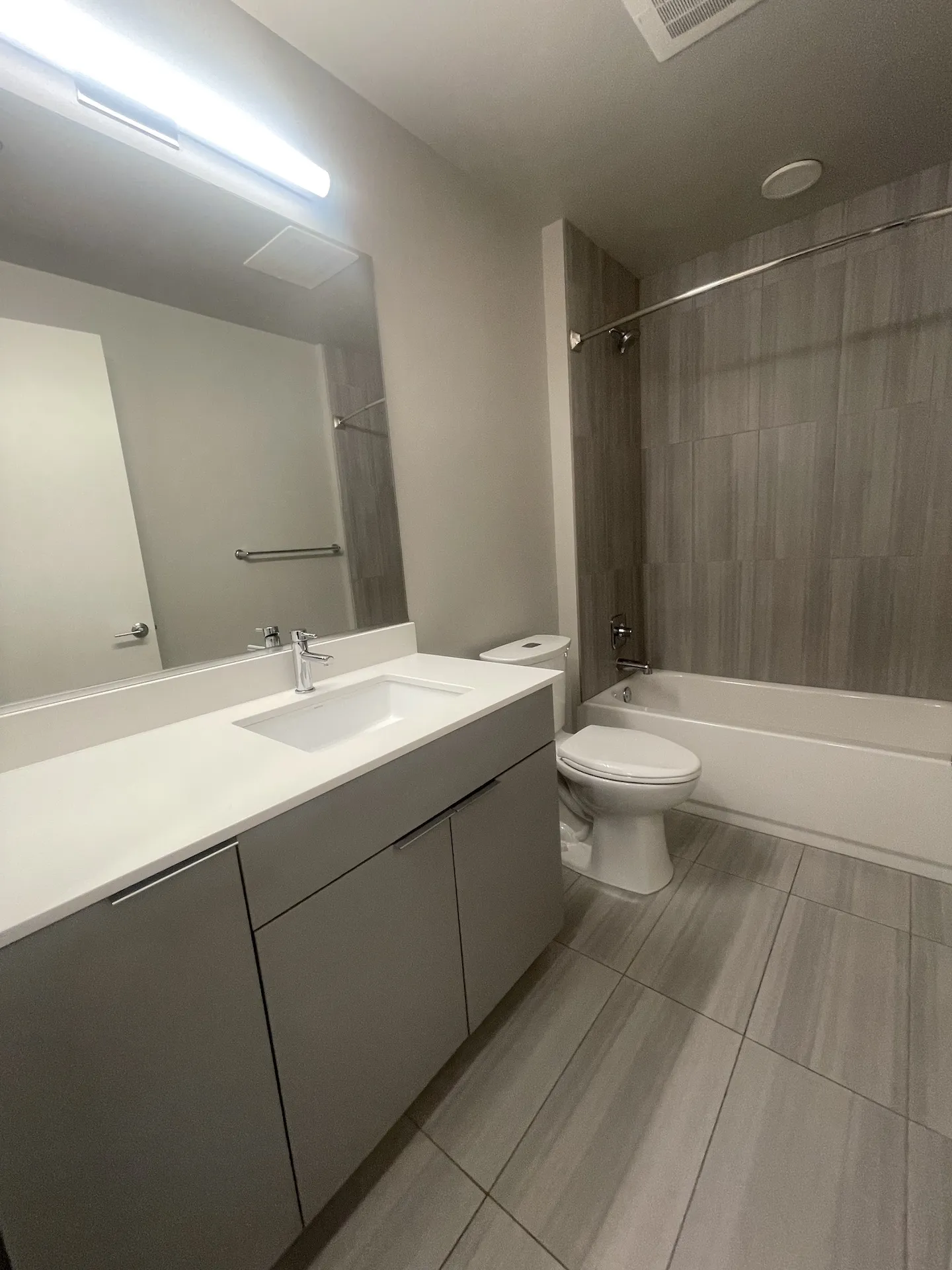 221 W Harrison St   60607 60607-unit#703-Chicago-IL