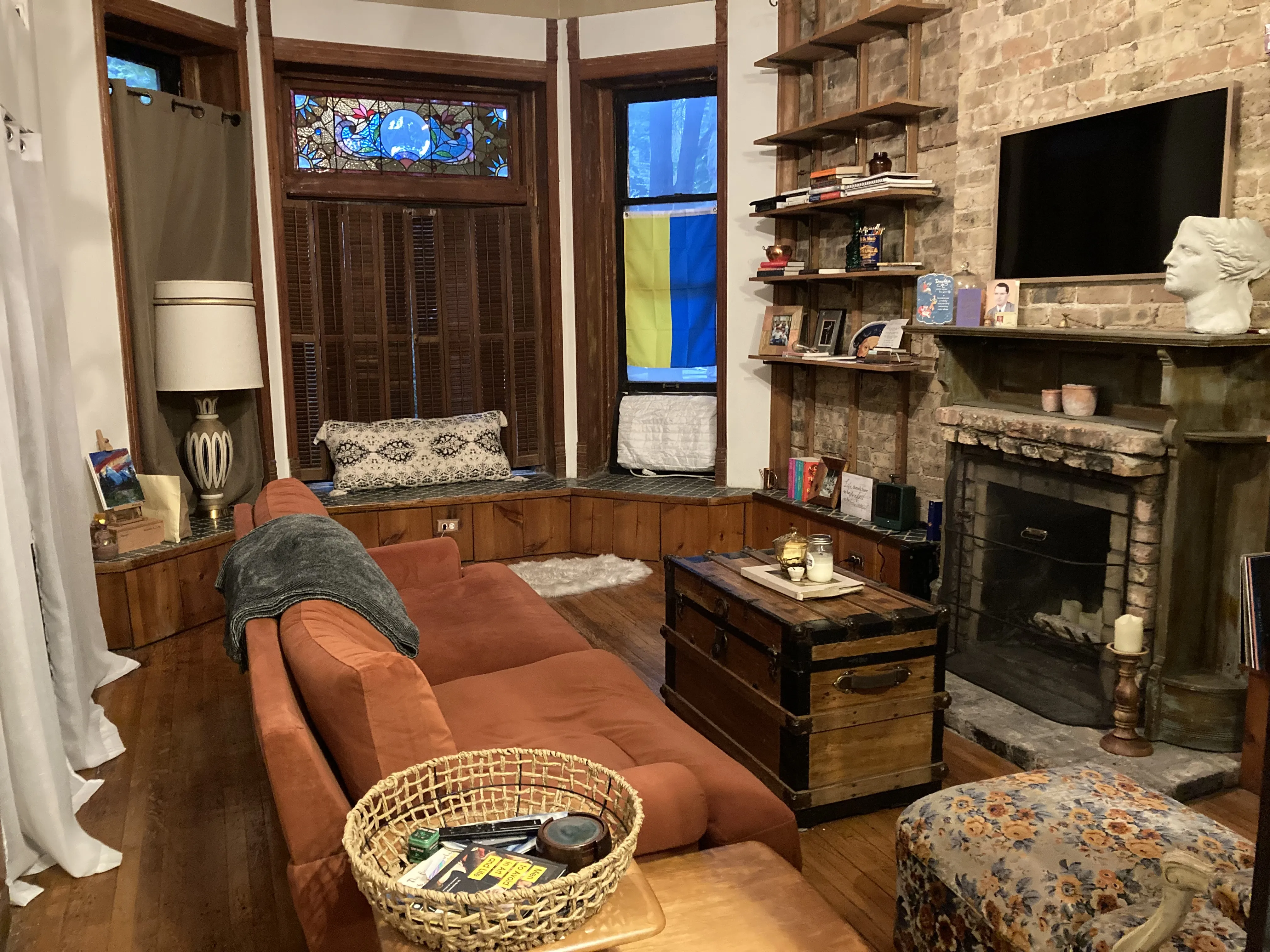 655 W Wrightwood Ave 60614-unit#1F-Chicago-IL
