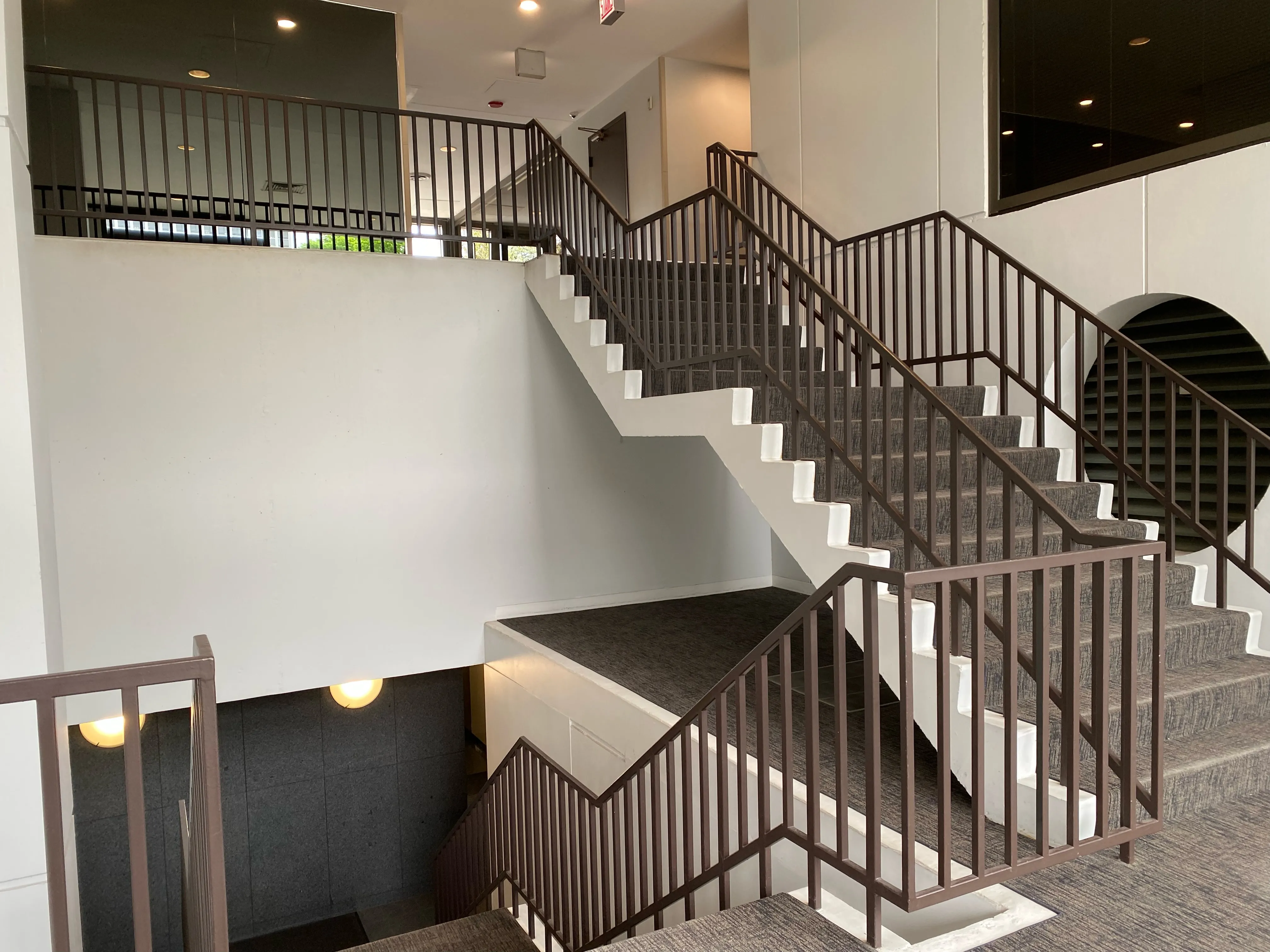 4343 N Clarendon Ave 60613 60613-Chicago-IL