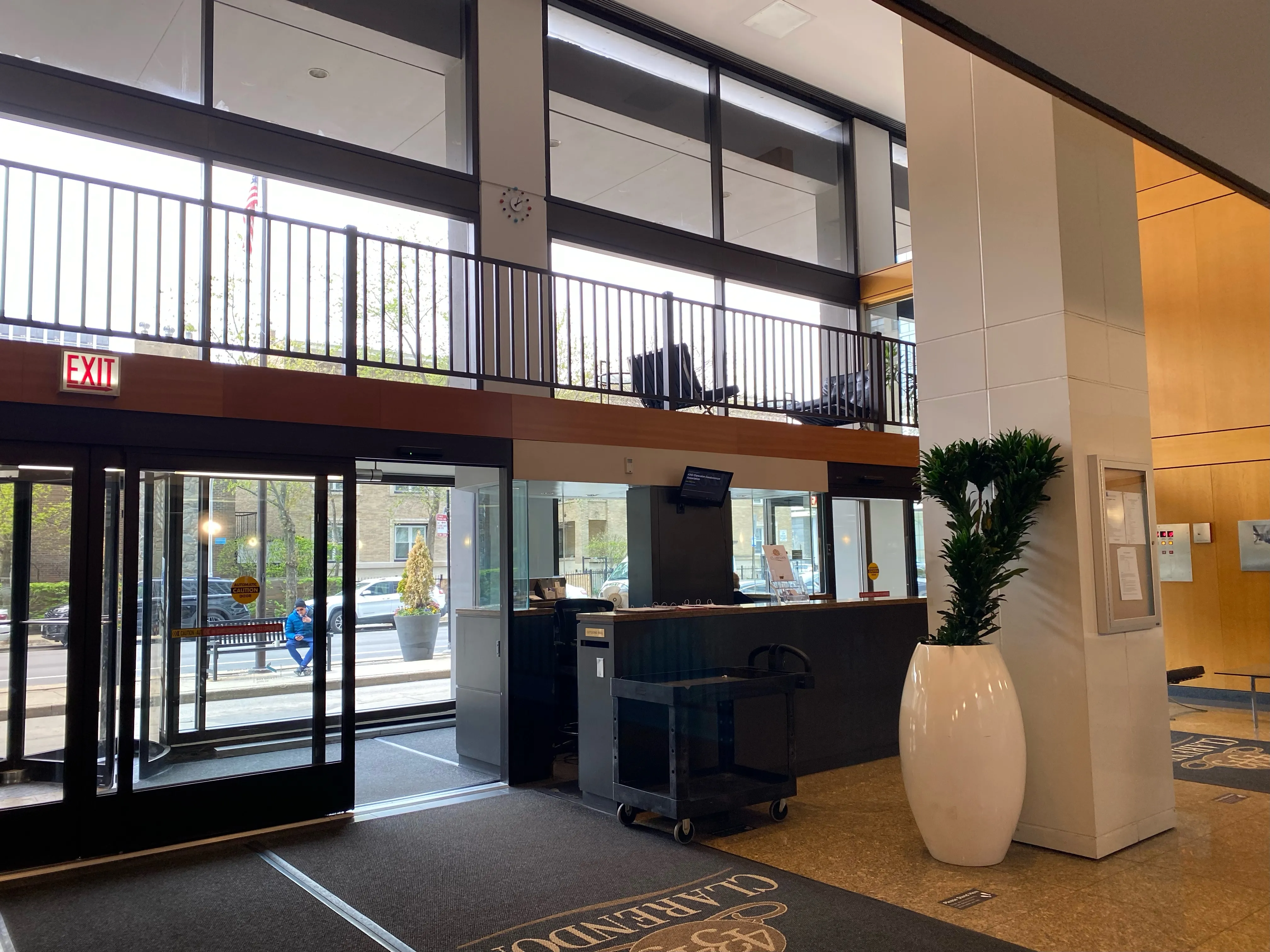 4343 N Clarendon Ave 60613 60613-Chicago-IL