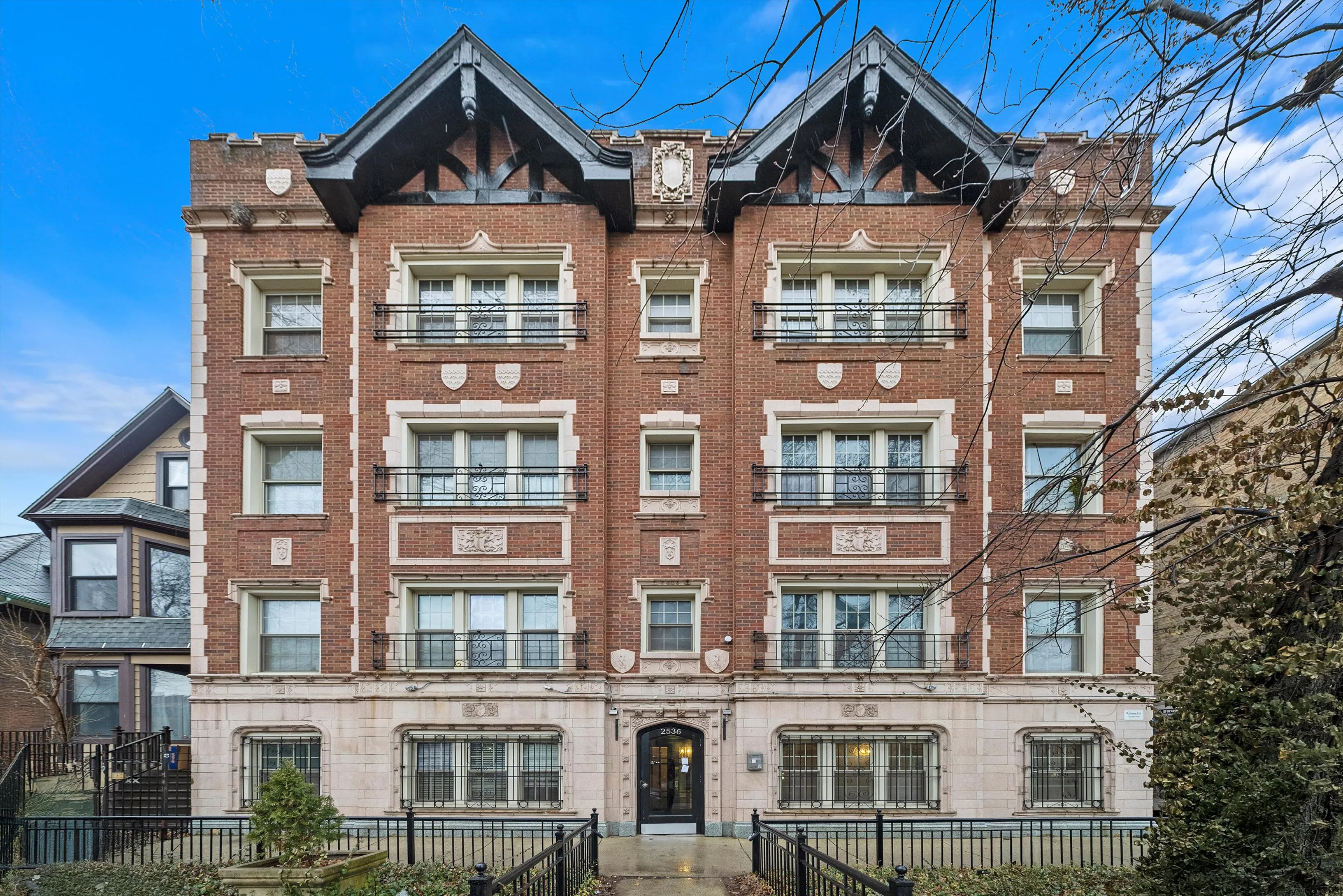 2536 N SAWYER AVE 60647-unit#410-Chicago-IL