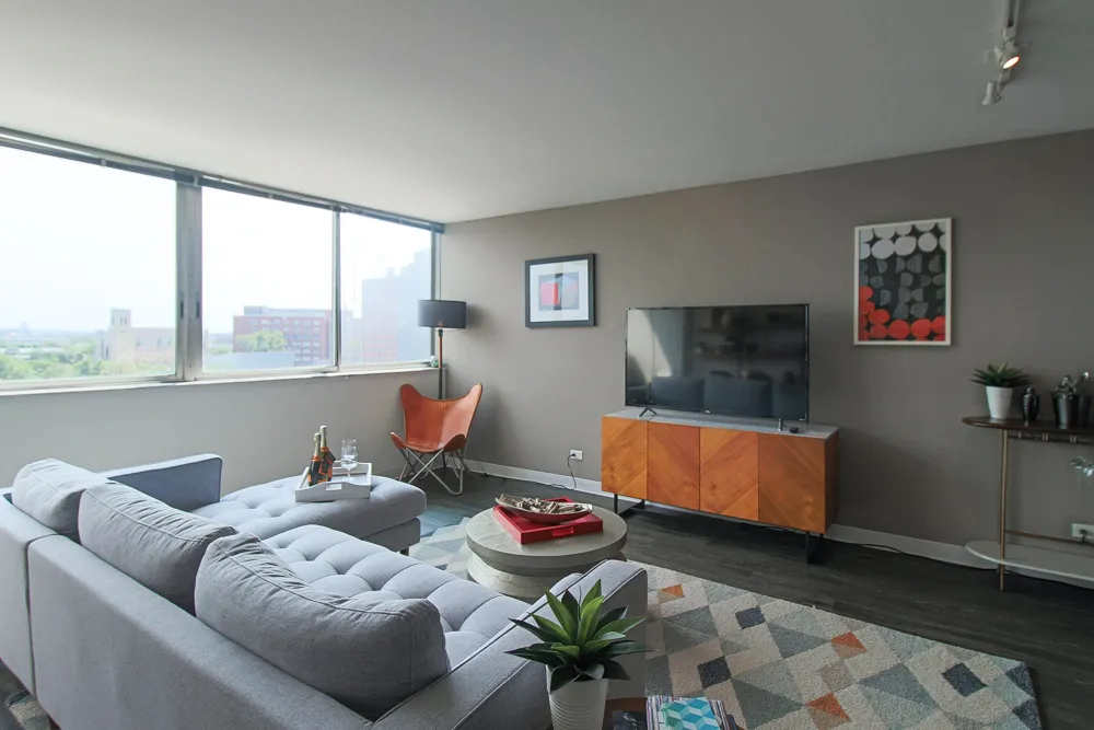 901 S Ashland Ave   60607 60607-unit#610-Chicago-IL