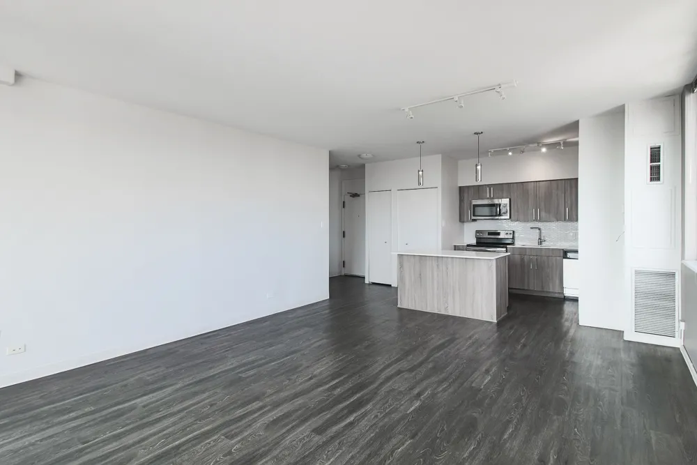 901 S Ashland Ave   60607 60607-unit#806-Chicago-IL