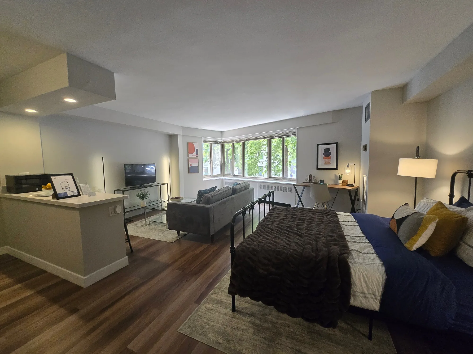 1360 N Lake Shore Dr   60610 60610-unit#2006-Chicago-IL