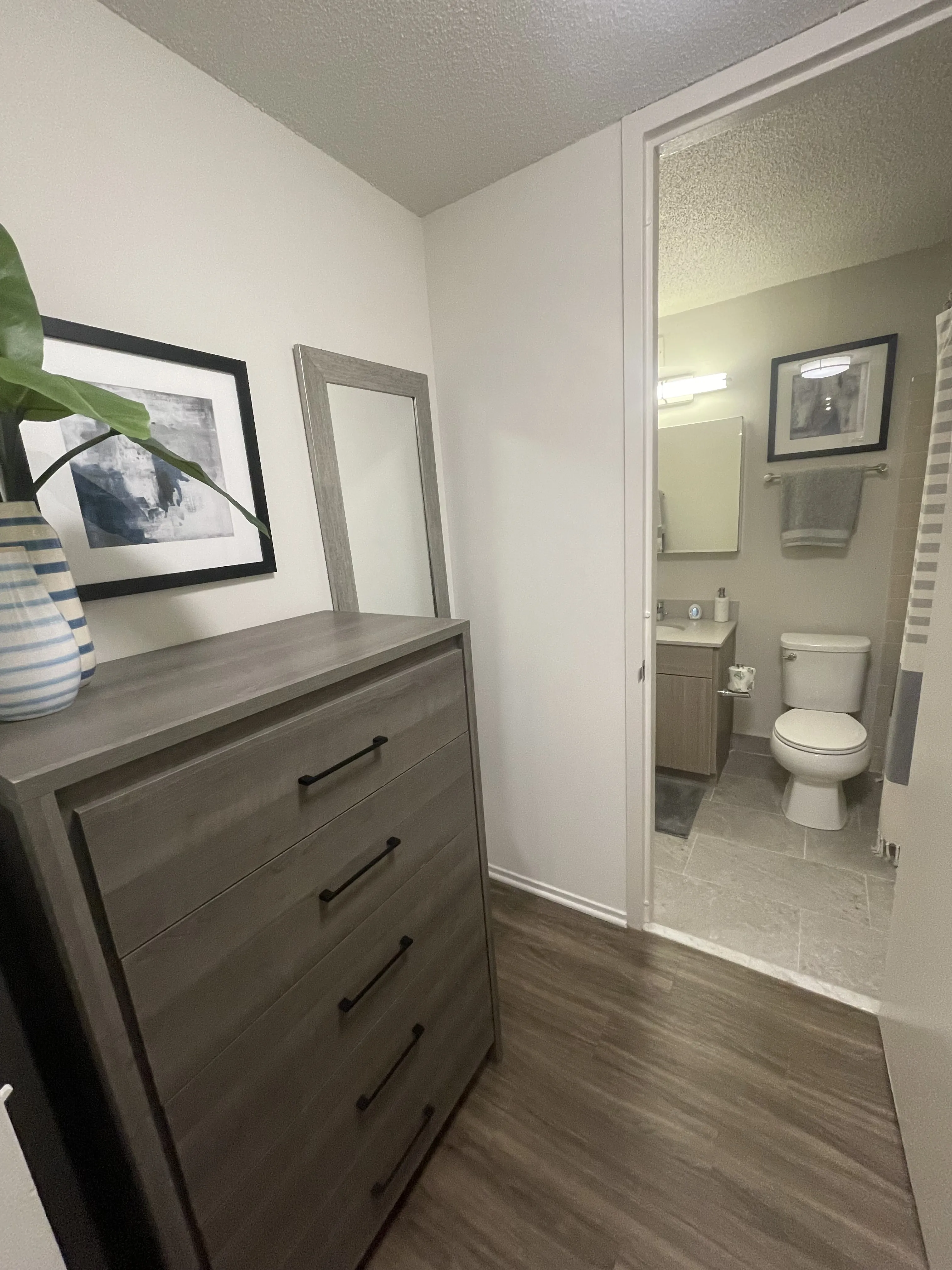 1130 N Dearborn St 60610 60610-unit#1605-Chicago-IL