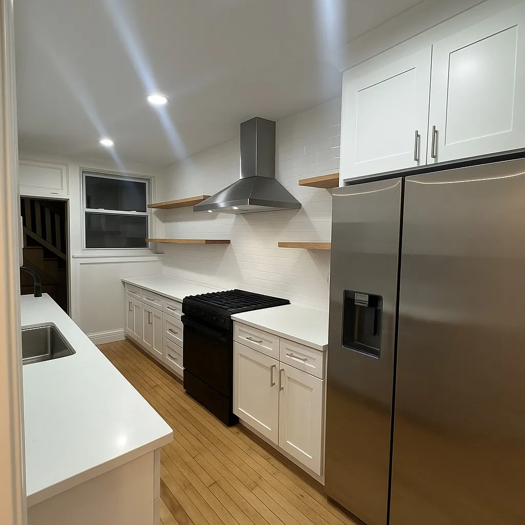 2337 W Roscoe St 60618 60618-Chicago-IL