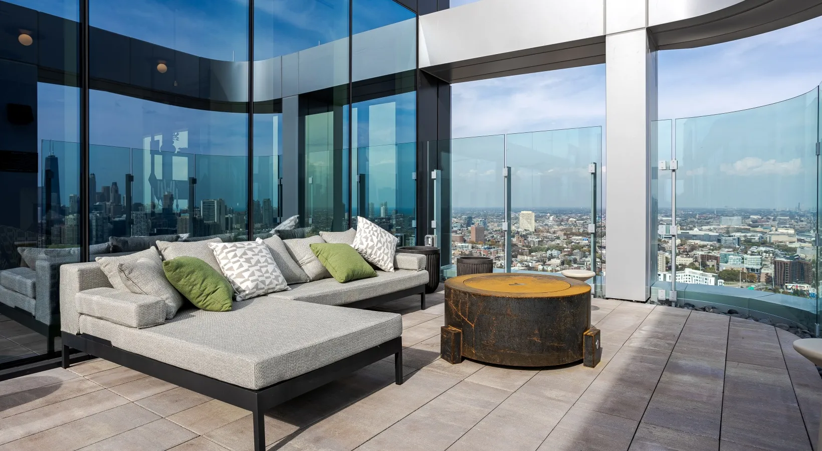 1114 W Carroll Ave  Illinois 60607 60607-Flora-Chicago-IL