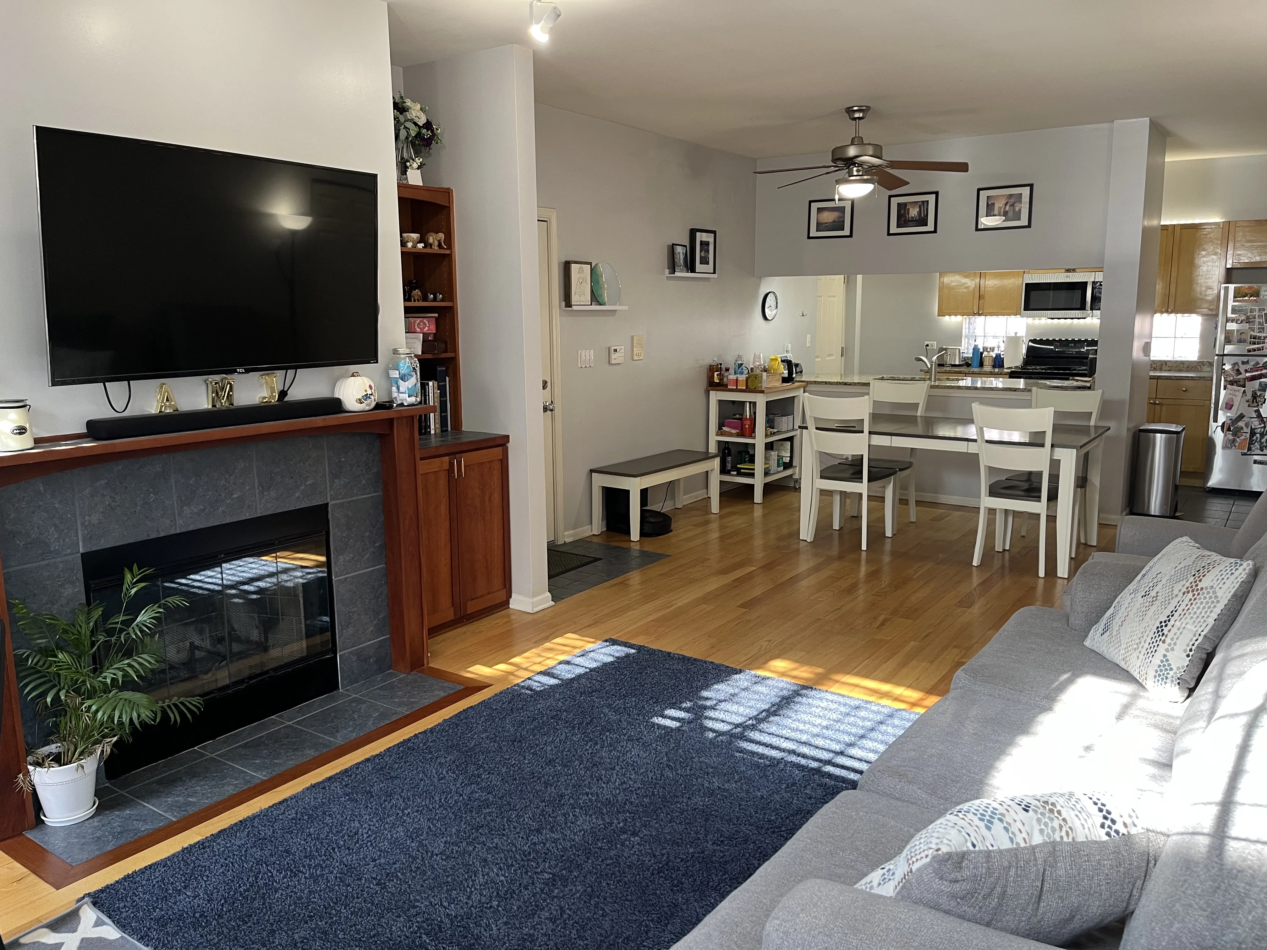 303 W SCOTT ST 60610-Old Town Square Two-unit#A303-Chicago-IL