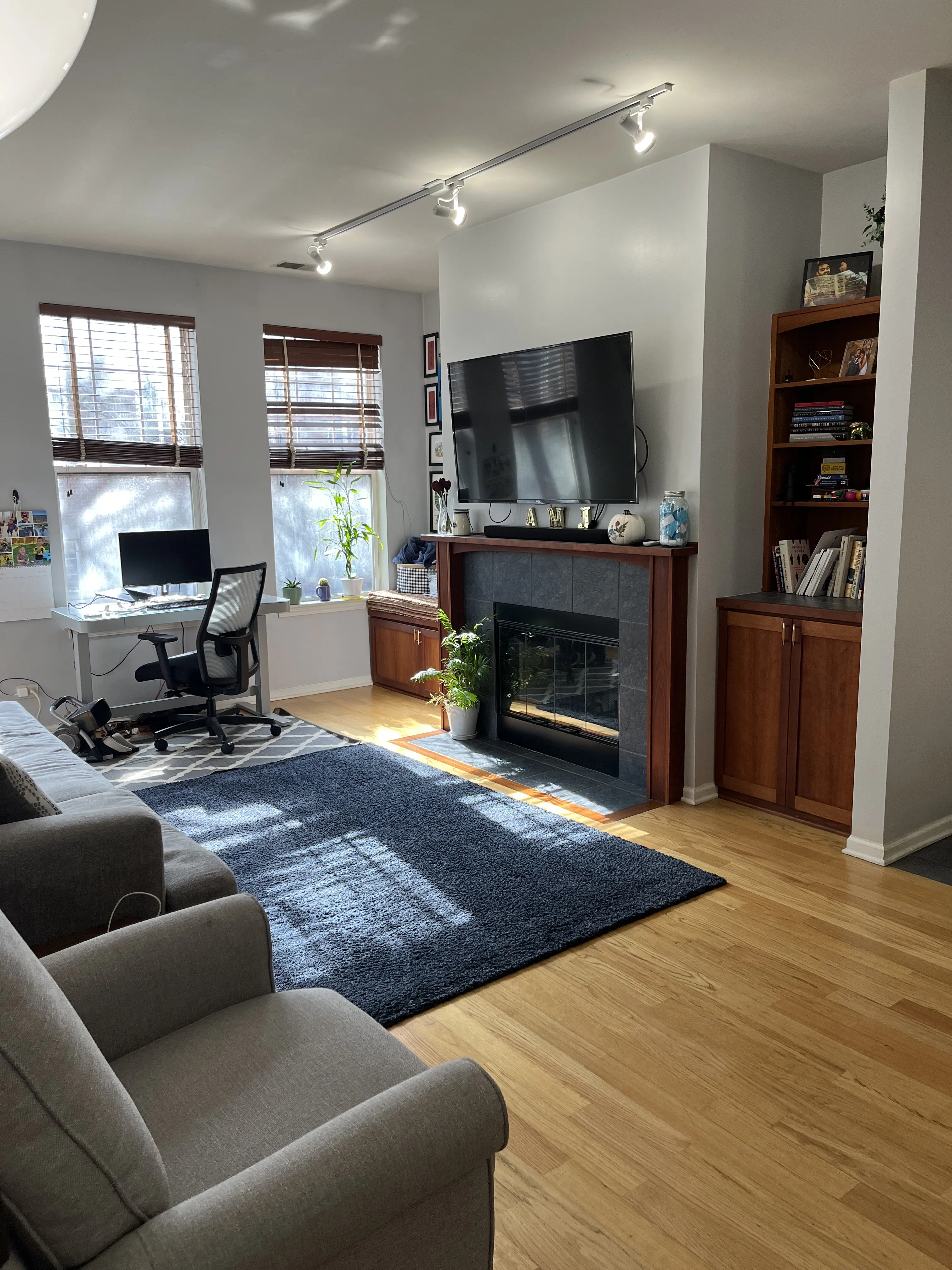 303 W SCOTT ST 60610-Old Town Square Two-unit#A303-Chicago-IL