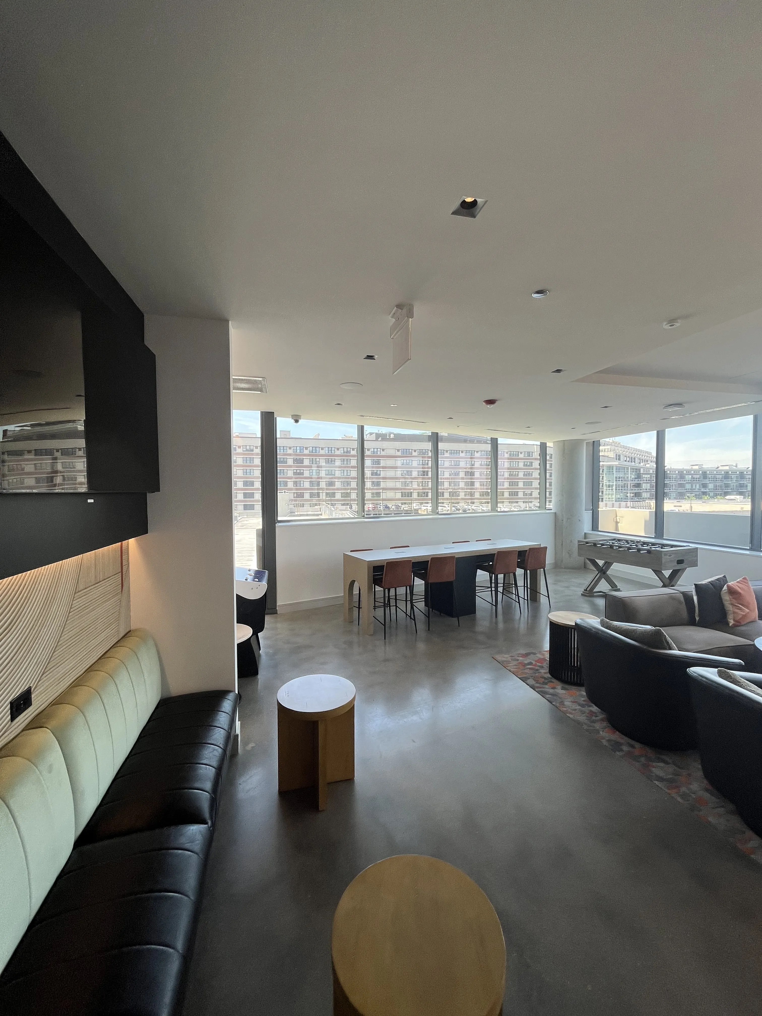 460 W  Ave   60610 60610-unit#1403-Chicago-IL