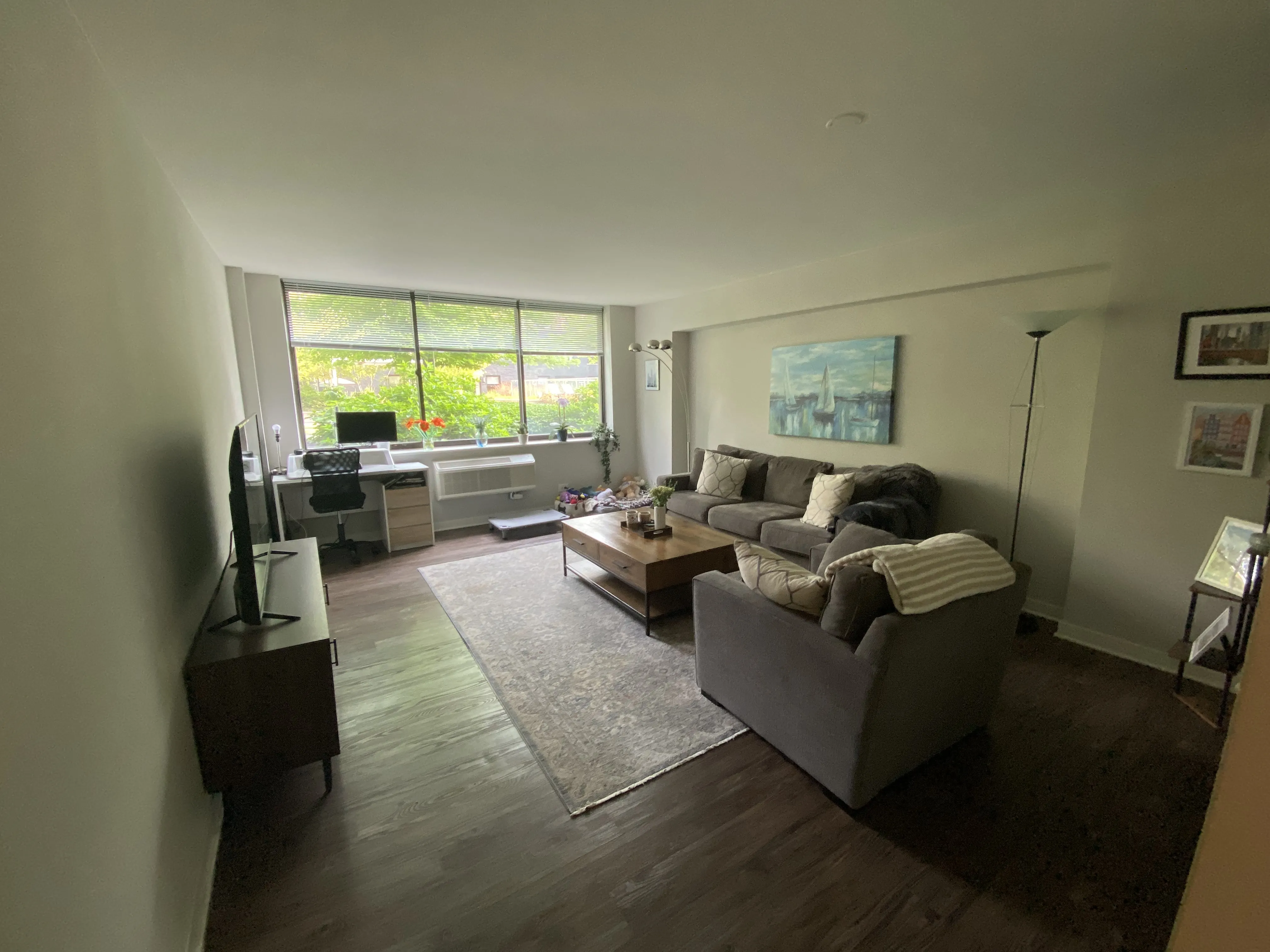 320 W Illinois St 60654 60654-River North Park Apartments-unit#200-Chicago-IL