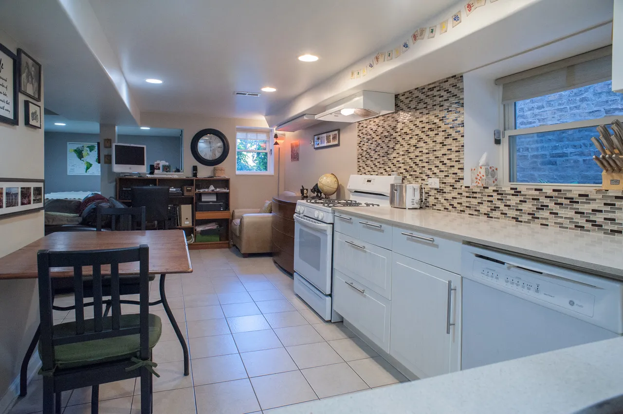 3039 W Eastwood Ave   60625 60625-unit#G-Chicago-IL