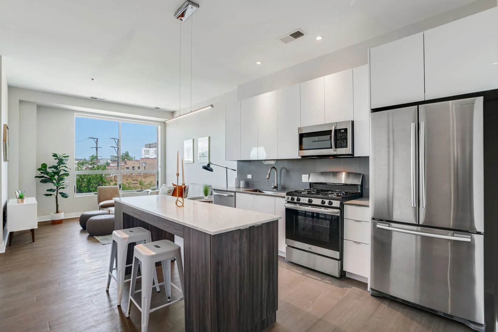 1950 N Campbell Ave 60647 60647-unit#413-Chicago-IL