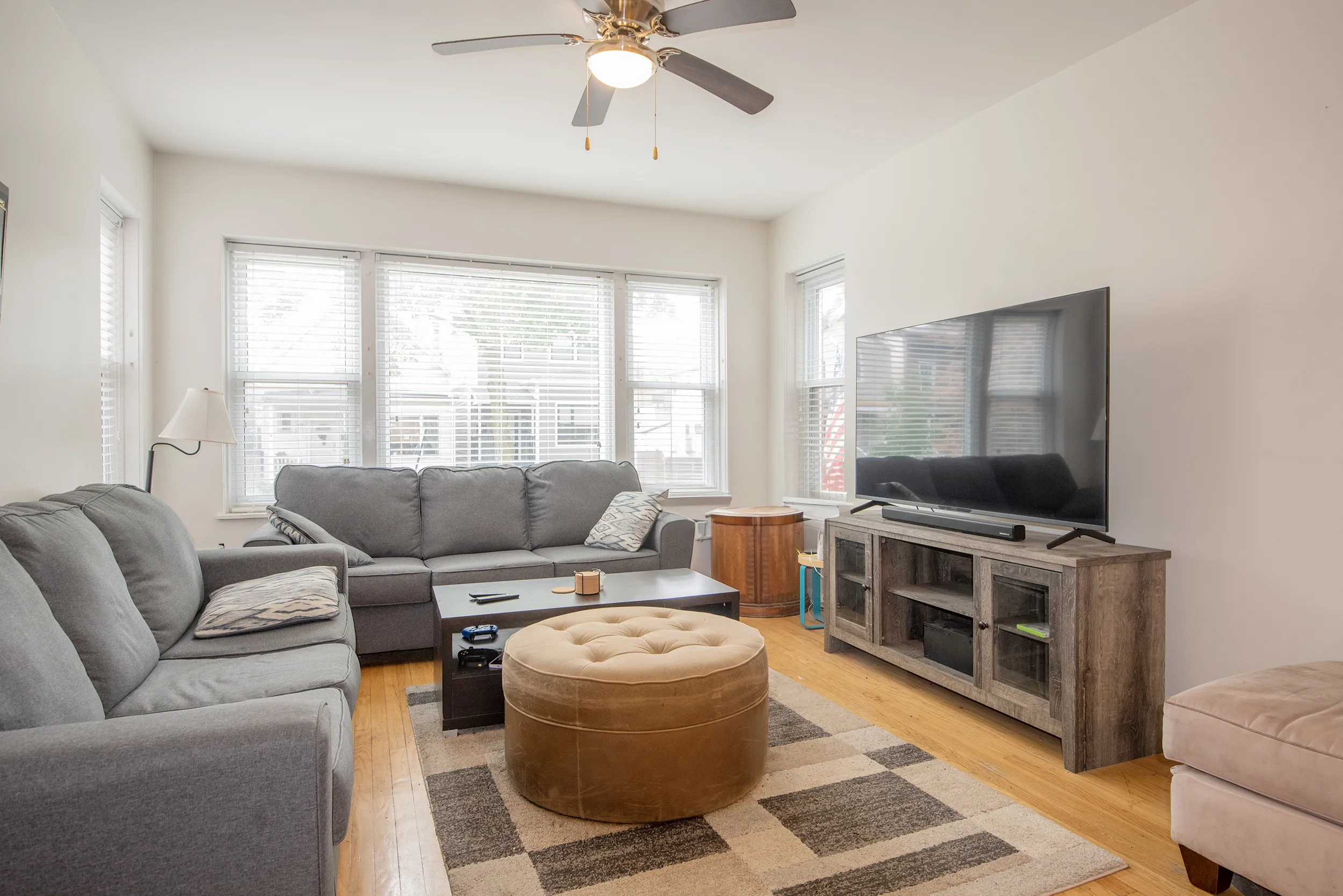 3834 N HERMITAGE AVE 60613-unit#1-Chicago-IL