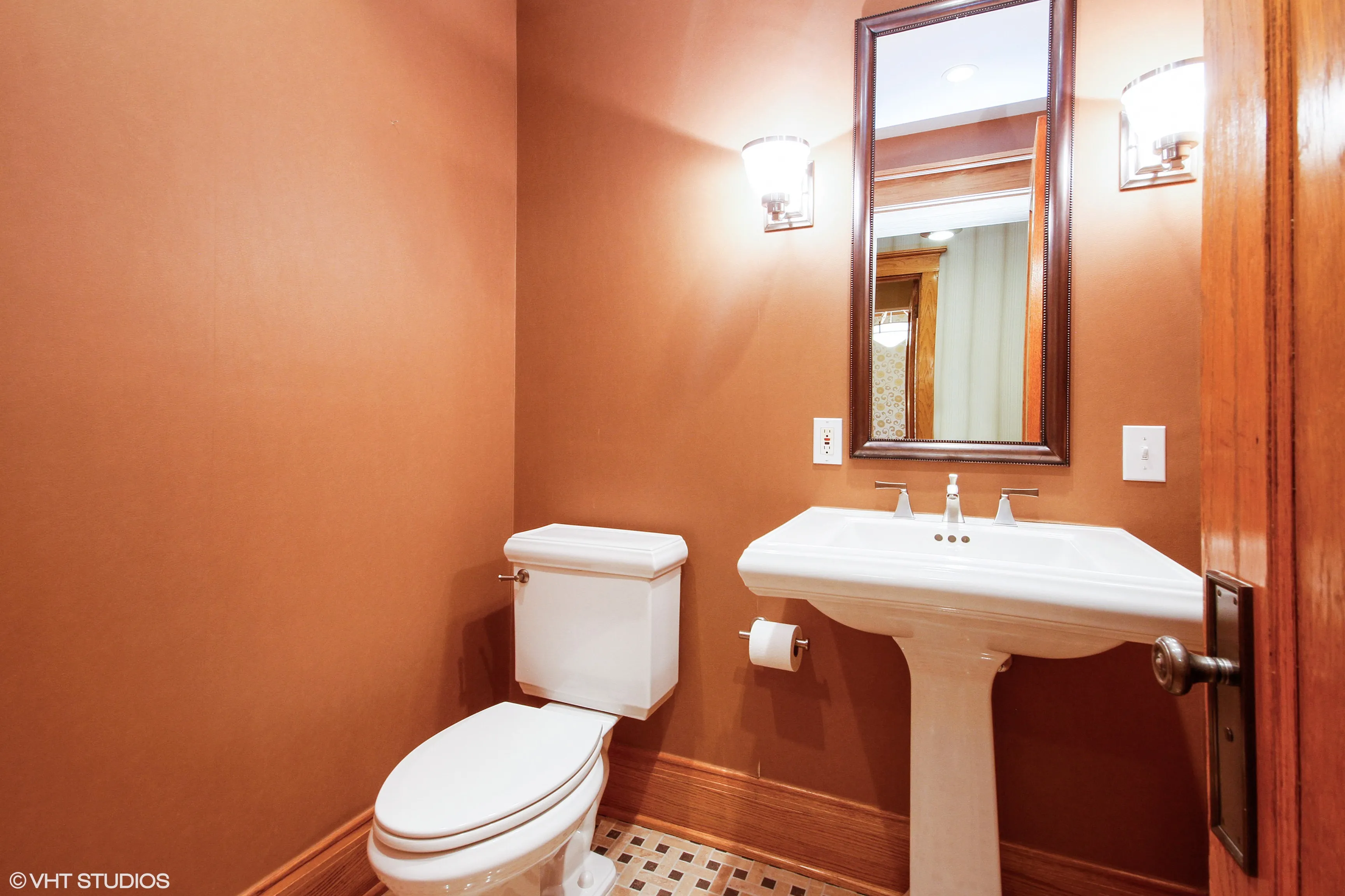 725 W Brompton Ave 60657 60657-Brompton Apartments-unit#2-Chicago-IL