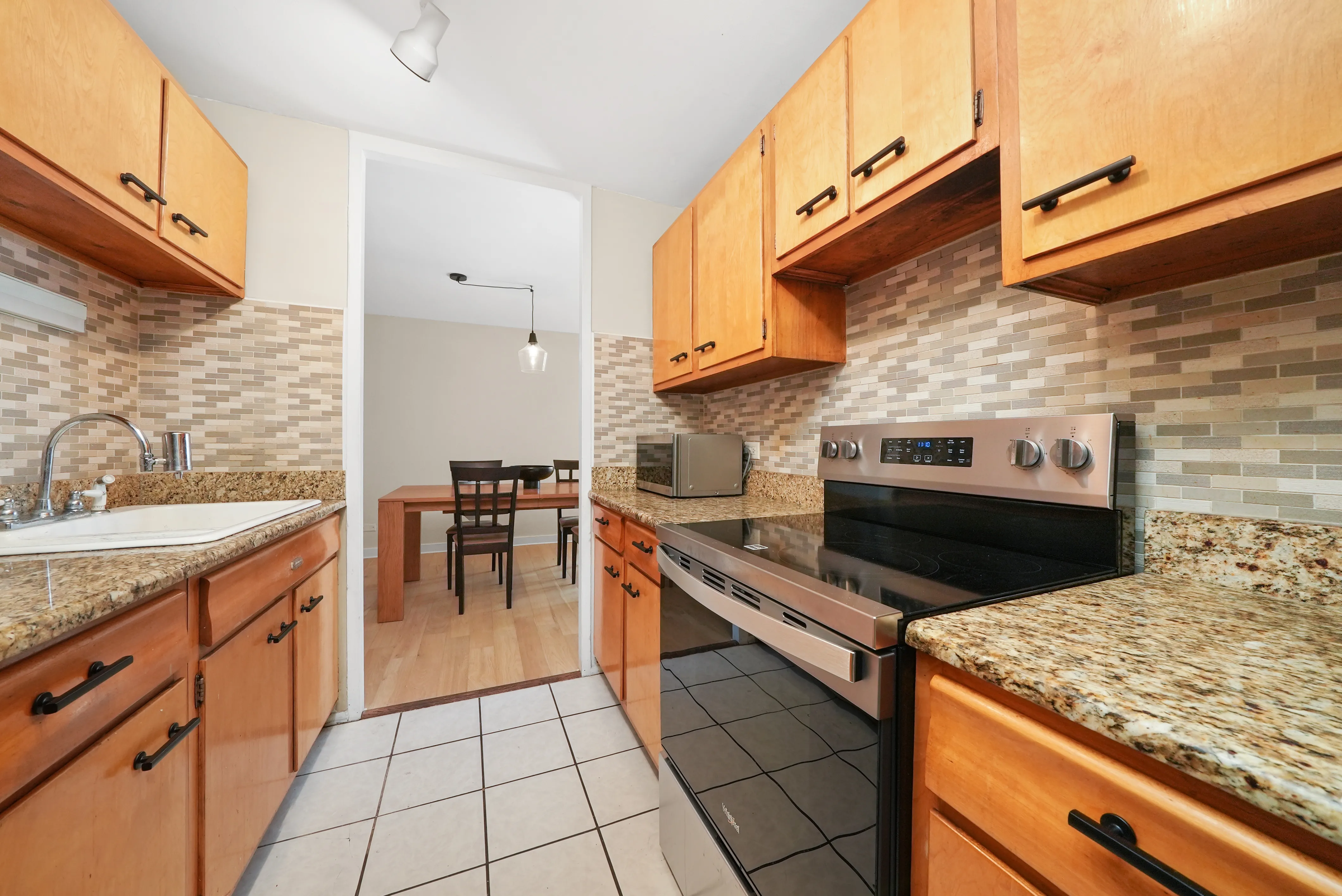 5740 N Sheridan Rd   60660 60660-unit#5c-Chicago-IL