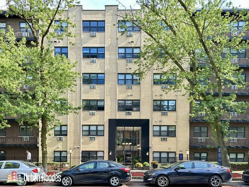 445 W Barry, , 60657 60657-unit#222-Chicago-IL