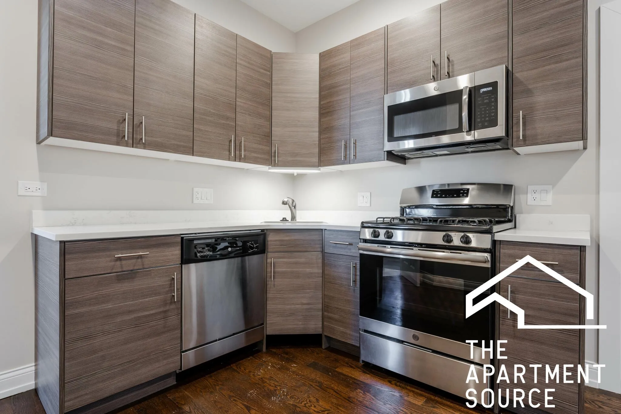 2943 W Diversey Ave 60647 60647-unit#2E-Chicago-IL