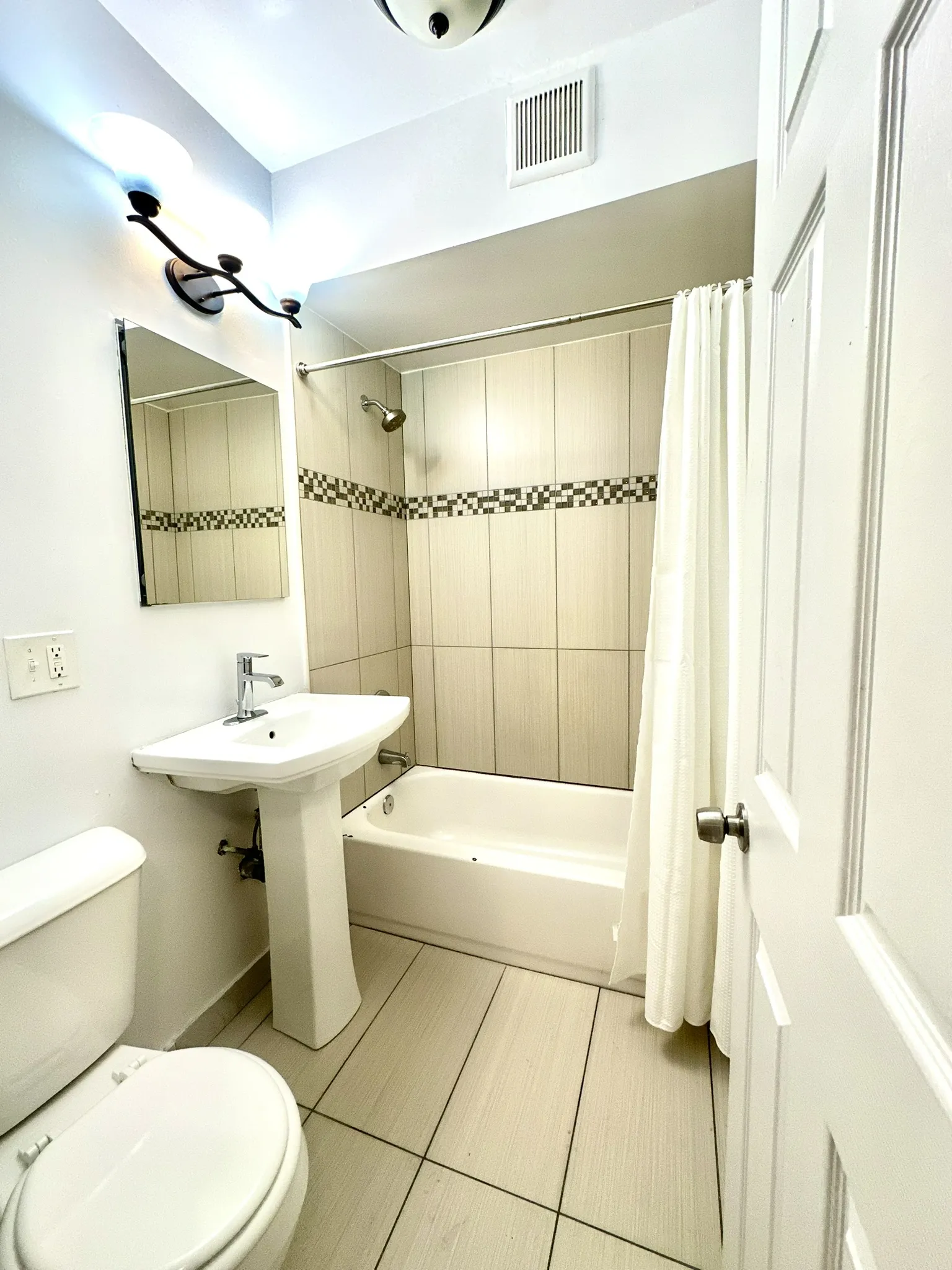 4948 N Harding Ave 60625 60625-unit#2s-Chicago-IL