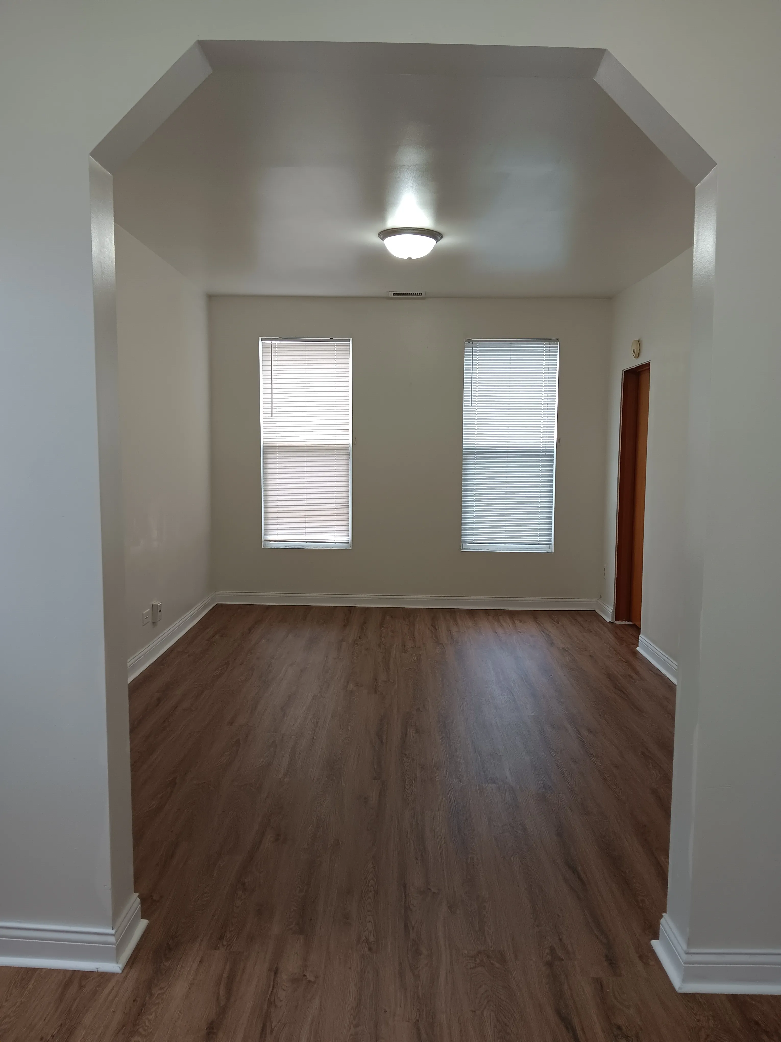 1930 W CERMAK RD 60608-unit#2-Chicago-IL