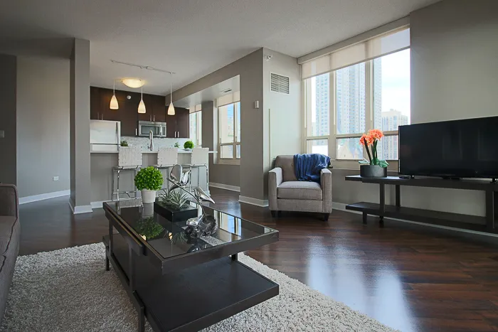 747 N Wabash Ave 60611 60611-Chicago-IL