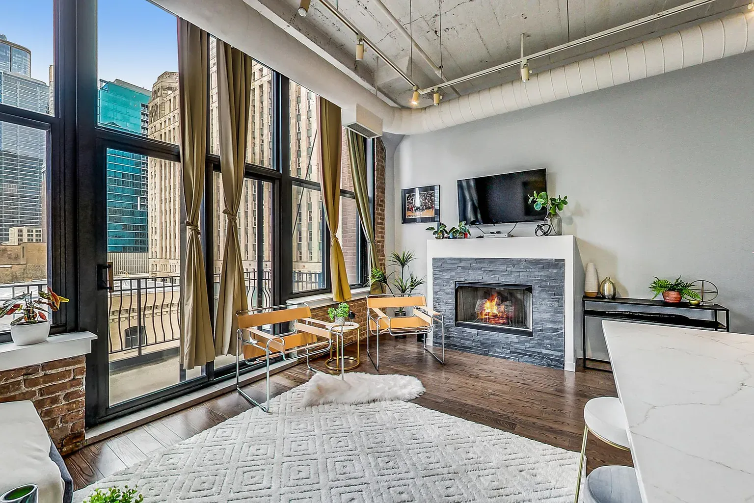 333 W Hubbard St 60654 60654-unit#612-Chicago-IL