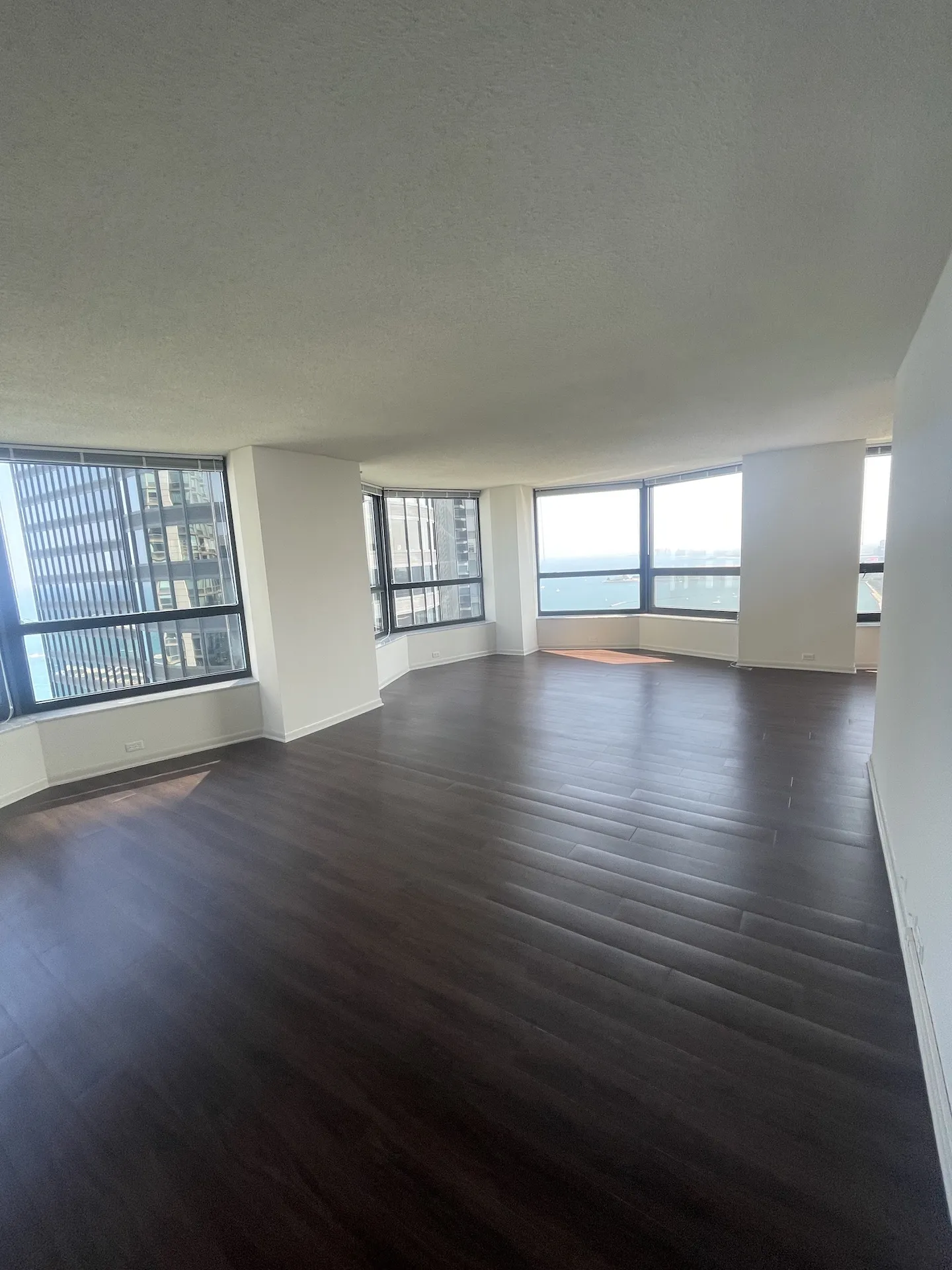 175 N Harbor Dr 60601 60601-unit#3302-Chicago-IL