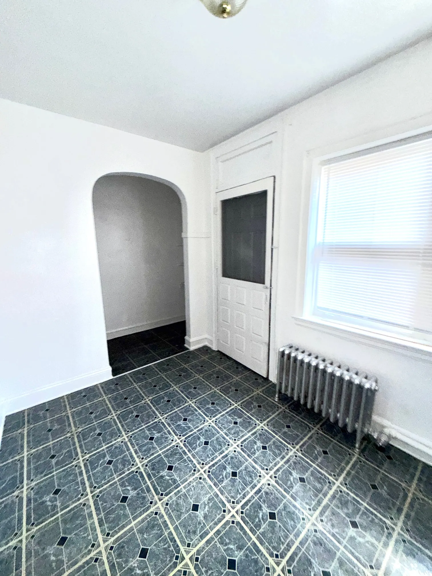 7522 N Hoyne Ave   60645 60645-unit#2N-Chicago-IL