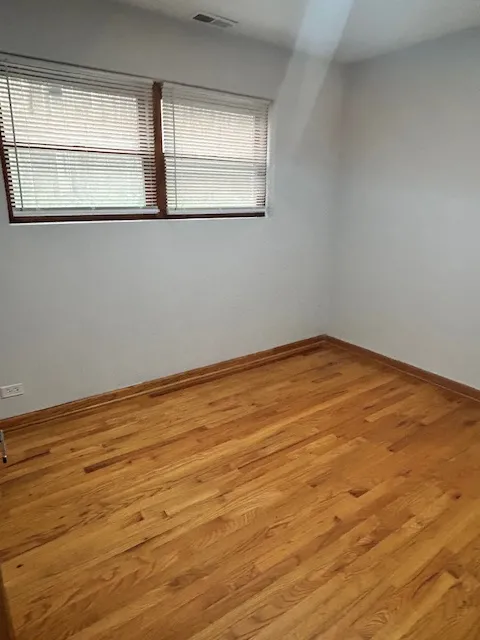 2550 W WINNEMAC AVE 60625-unit#Apt G-Chicago-IL