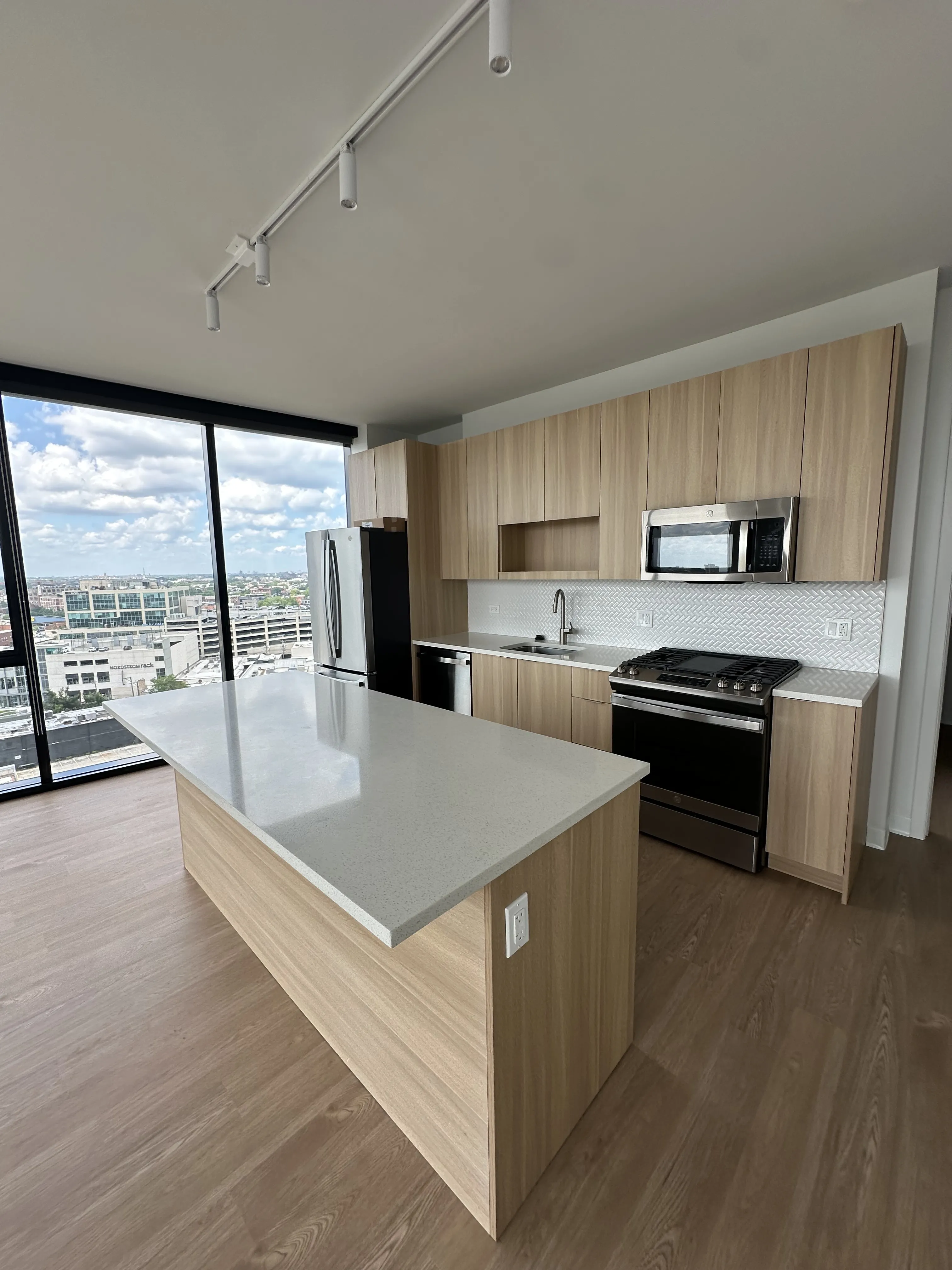 1475 N Kingsbury St 60642 60642-unit#601-Chicago-IL