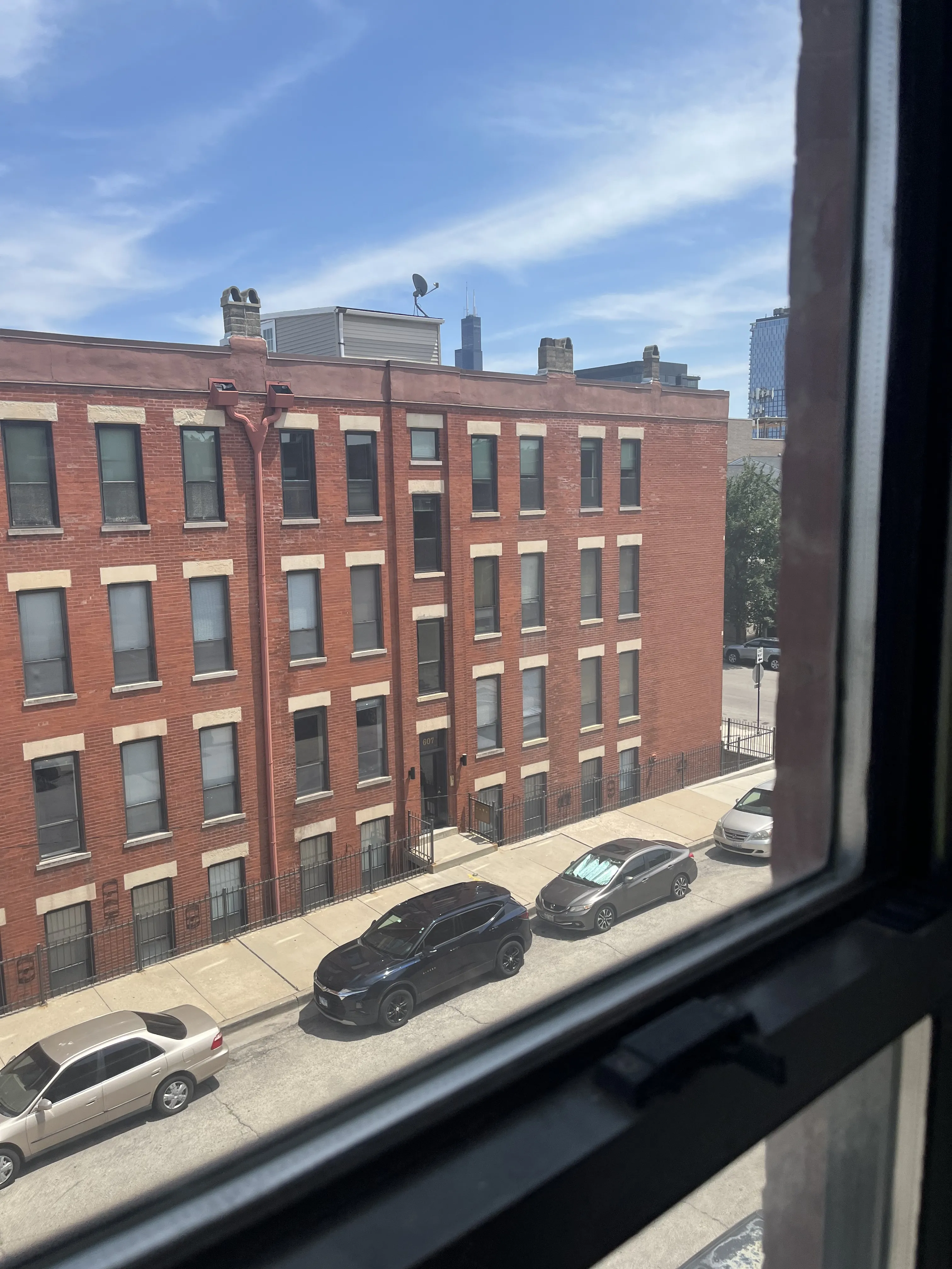 610 N Elizabeth St 60642 60642-unit#3 south -Chicago-IL