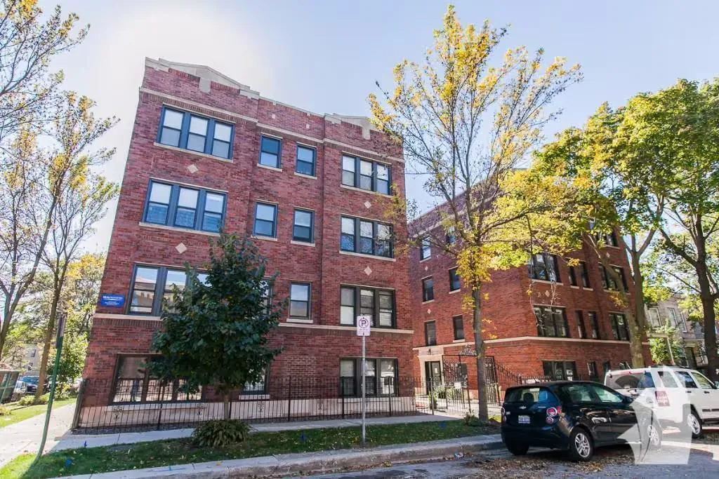 2207 W Eastwood Ave 60625 60625-unit#3N-Chicago-IL
