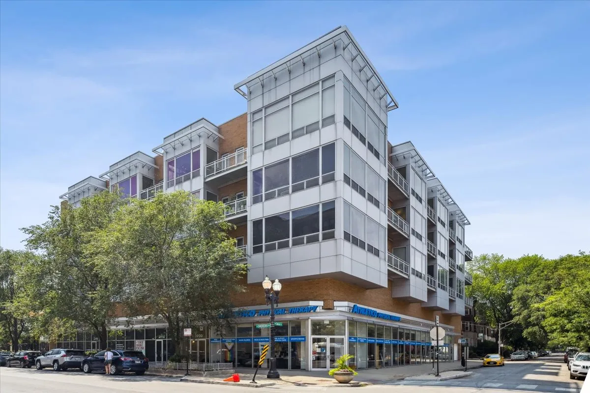 3920 N Sheridan Rd 60613 60613-unit#410-Chicago-IL