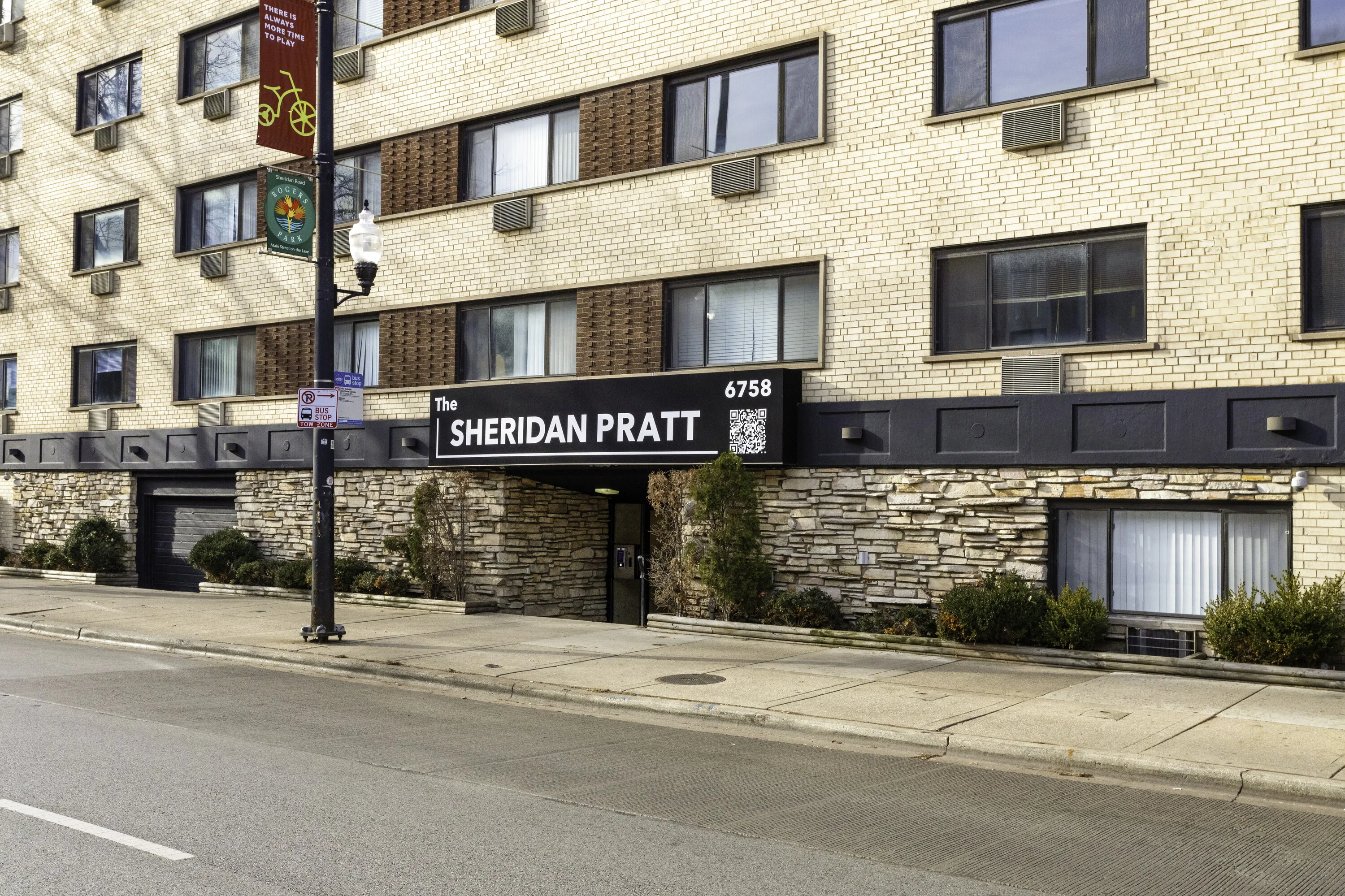 6758 N Sheridan Rd 60626 60626-The Sheridan Pratt-Chicago-IL
