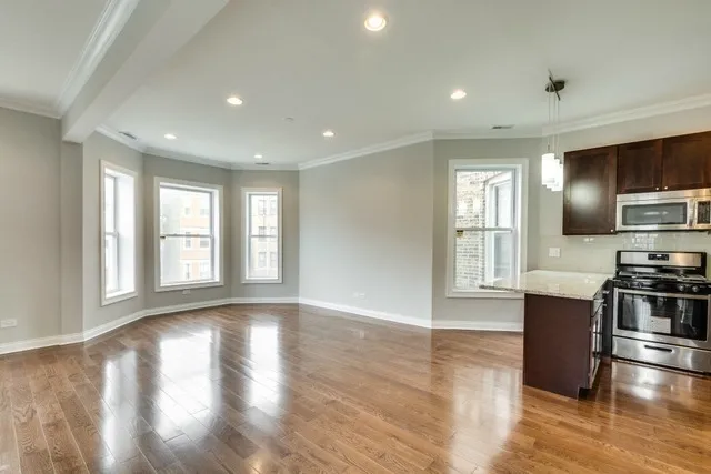 3255 W Le Moyne St 60651 60651-unit#1-Chicago-IL