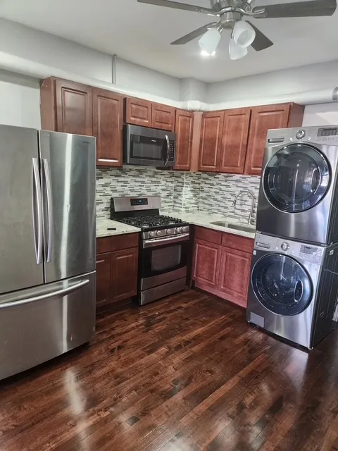 650 N Ashland Ave 60622-unit#3F-Chicago-IL