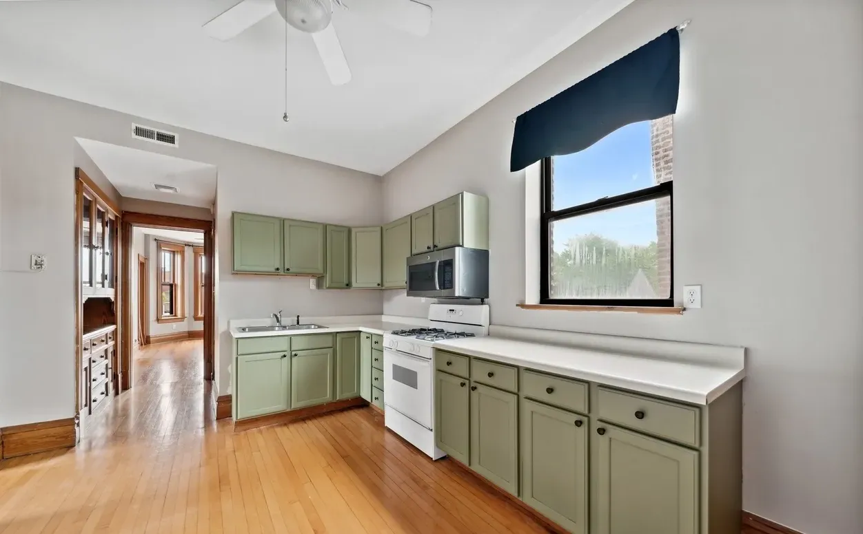 1934 N LEAVITT ST 60647-unit#3-Chicago-IL
