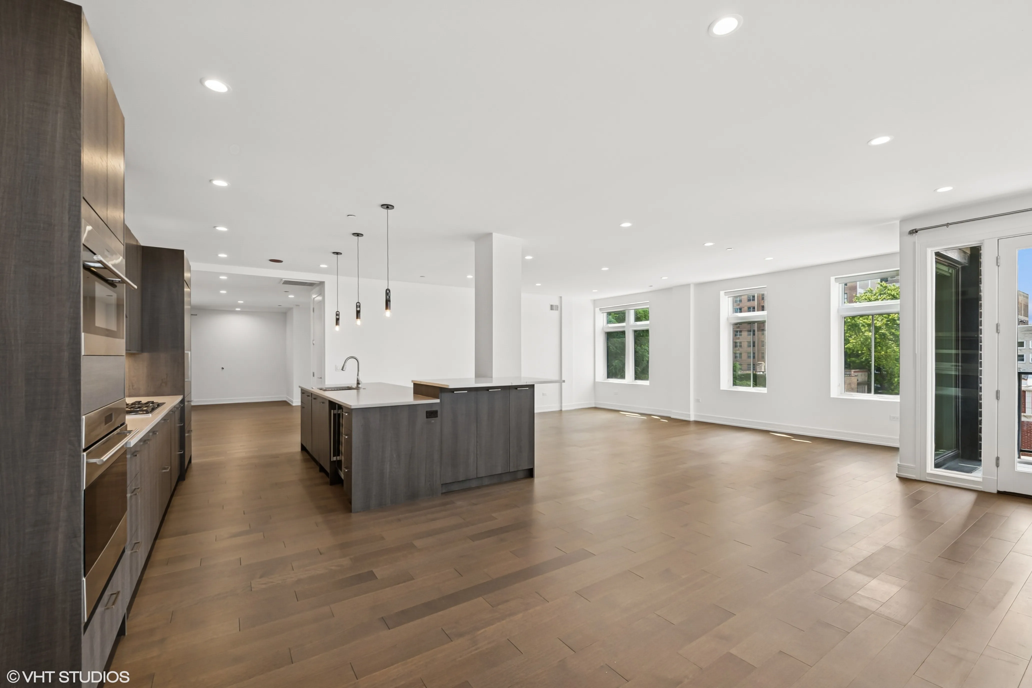 furnished living room at Melrose On The Lake Apartments in Lakeview Chicago