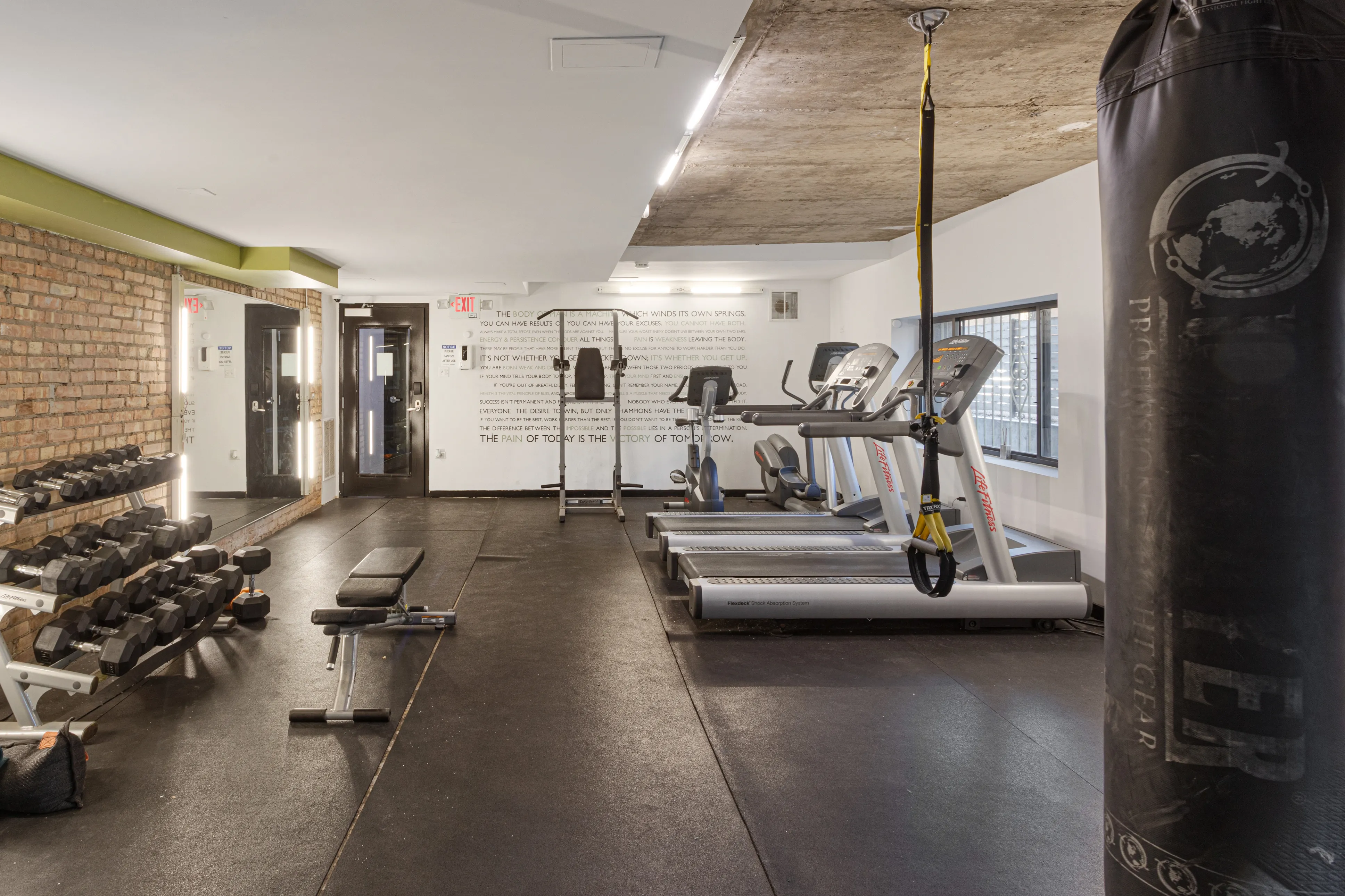 5411 N Winthrop Ave   60640 60640-The Winthrop-Chicago-IL