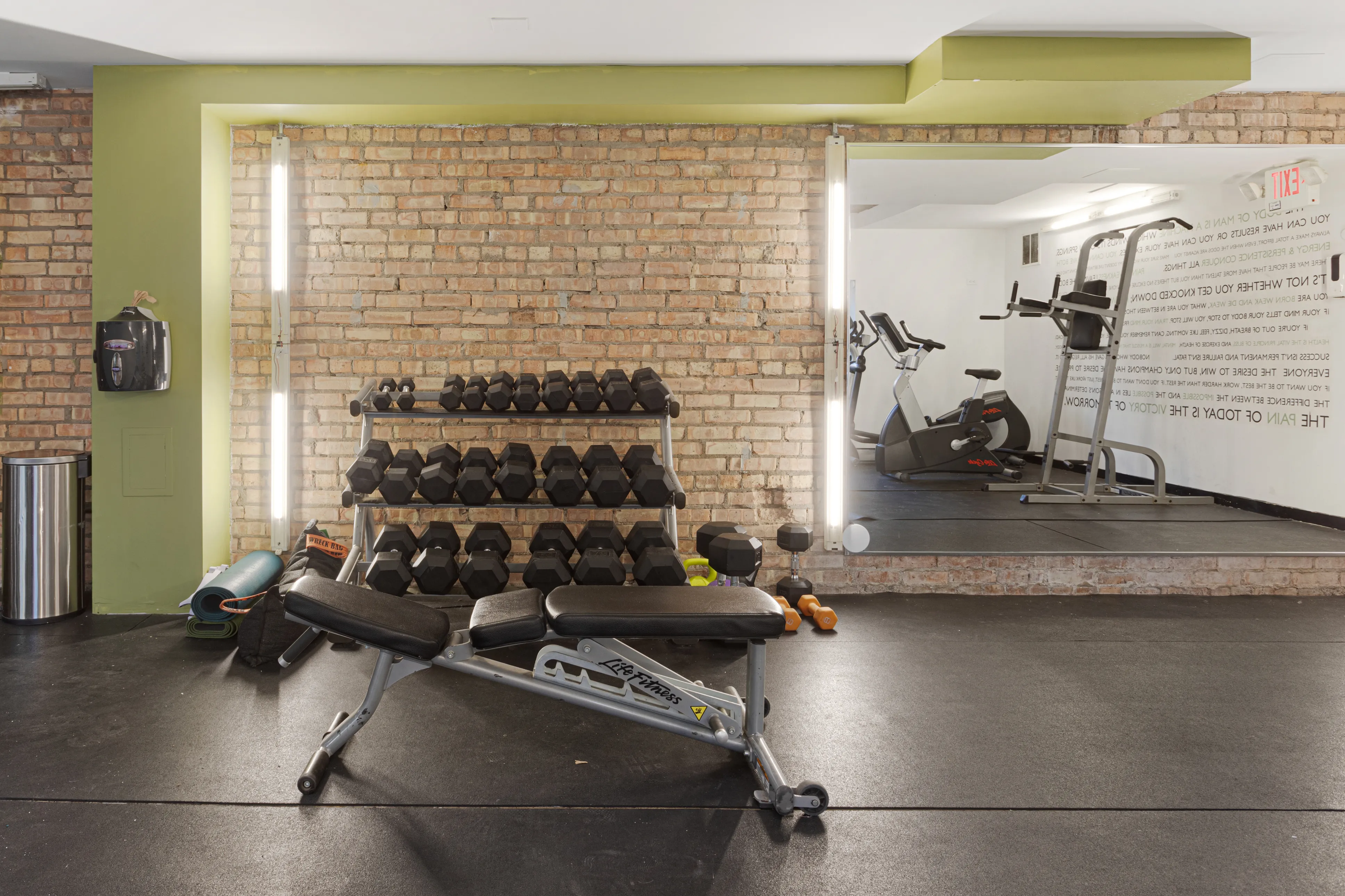 5411 N Winthrop Ave   60640 60640-The Winthrop-Chicago-IL