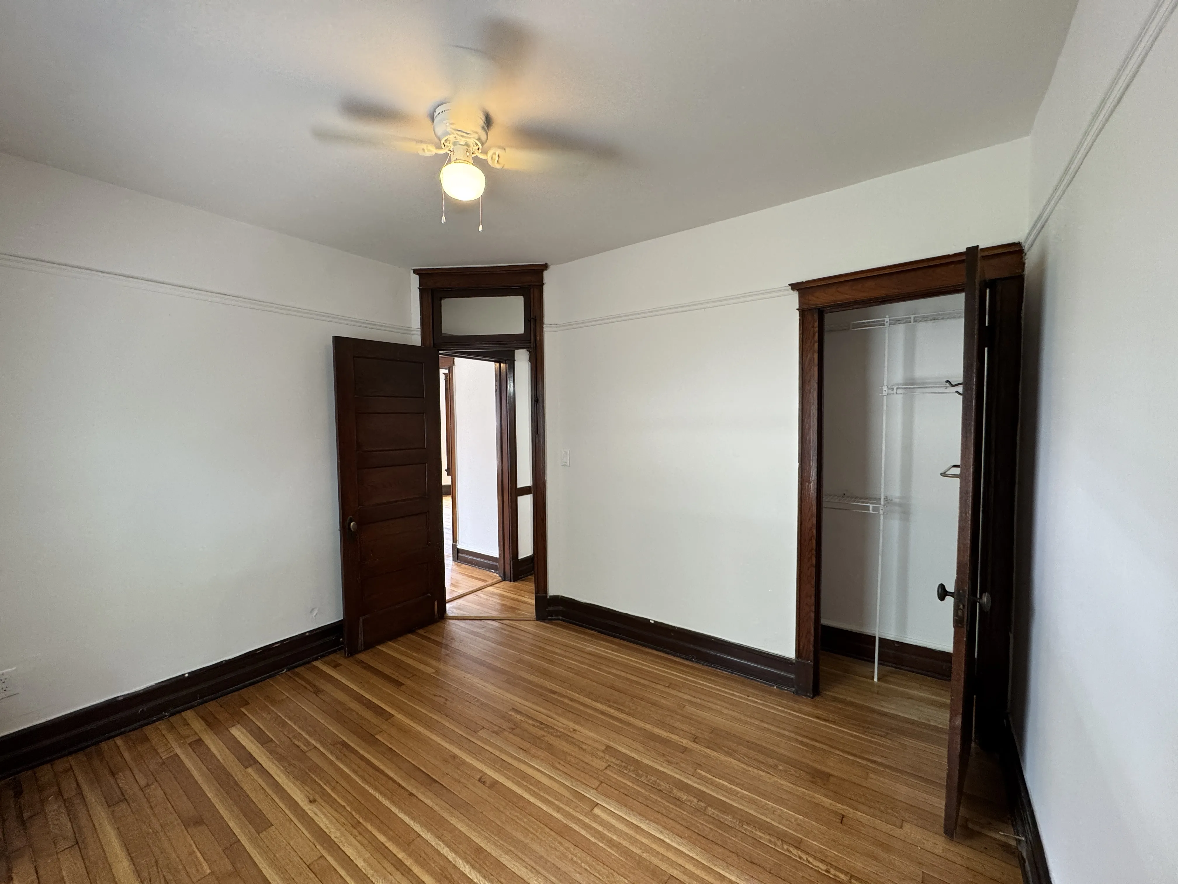 900 W Addison St 60613 60613-unit#1-Chicago-IL