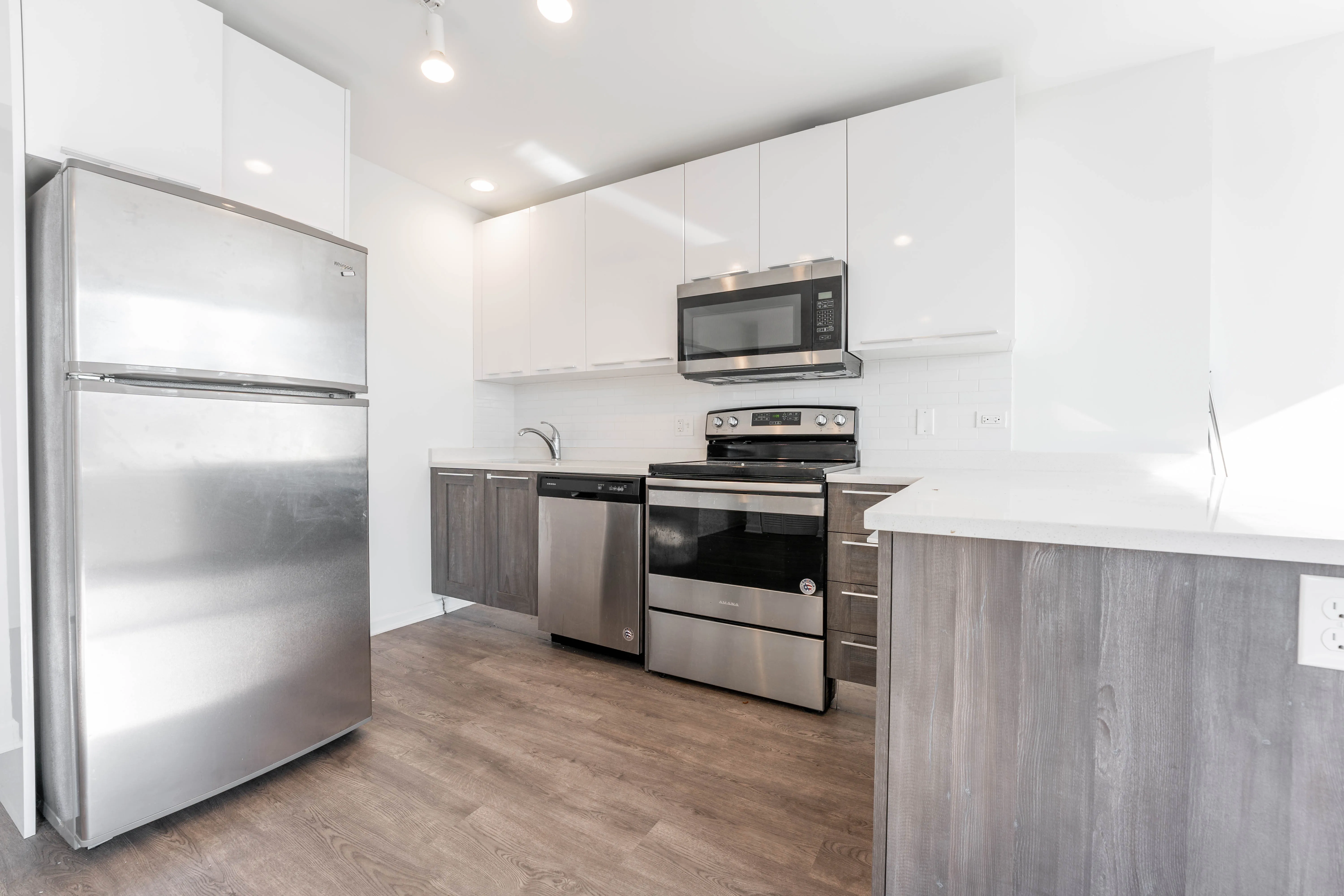 940 W Winona St 60640 60640-unit#702-Chicago-IL