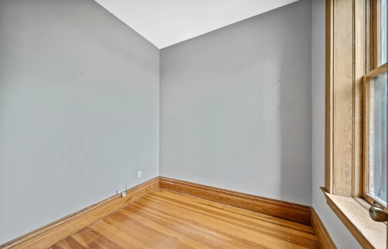 1934 N LEAVITT ST 60647-unit#3-Chicago-IL