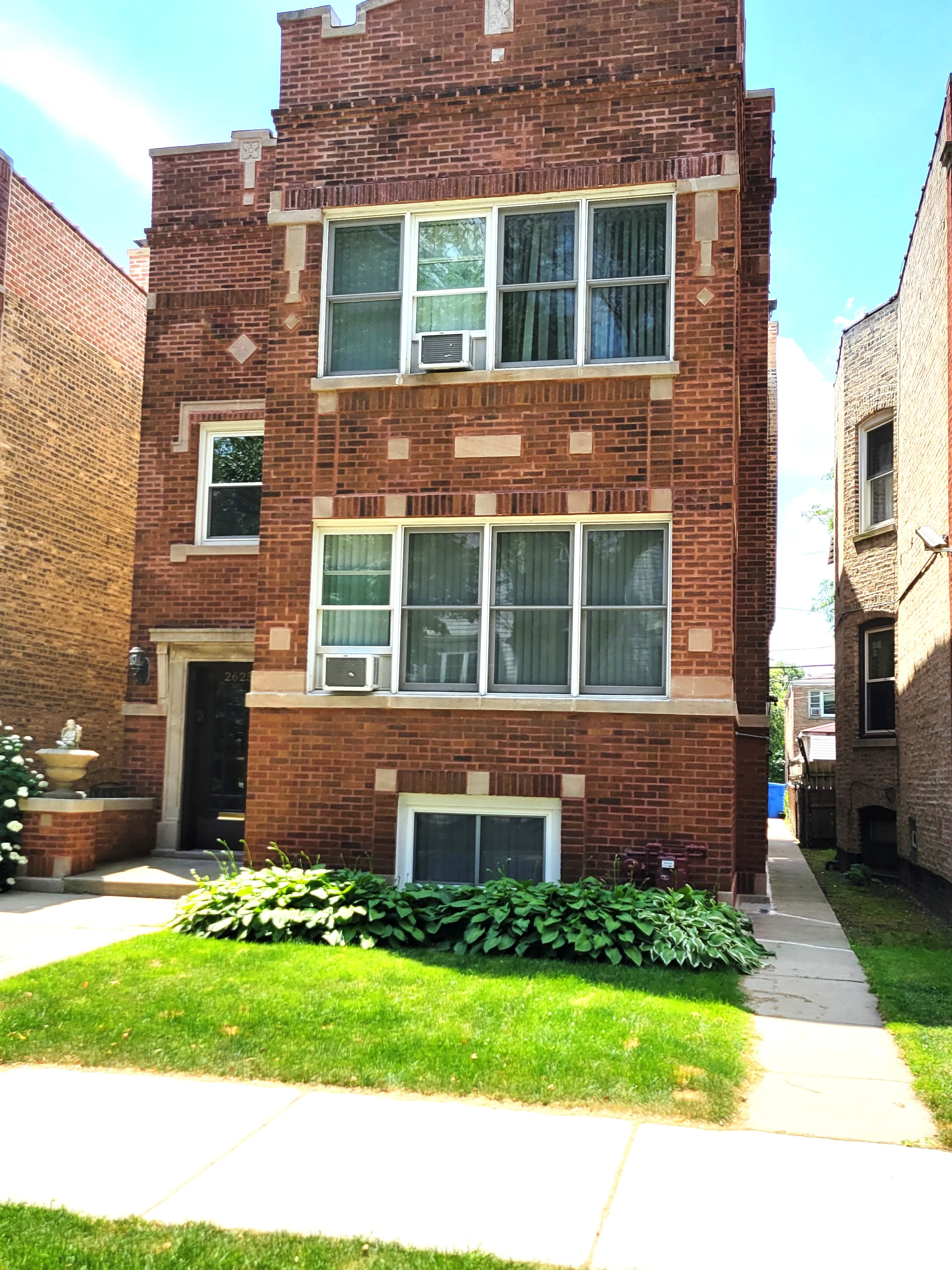 2625 W Winnemac Ave 60625 60625-unit#Garden-Chicago-IL